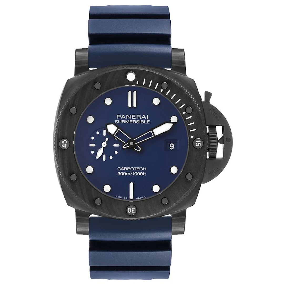 Submersible QuarantaQuattro (Reference PAM01232). A 44mm carbotech