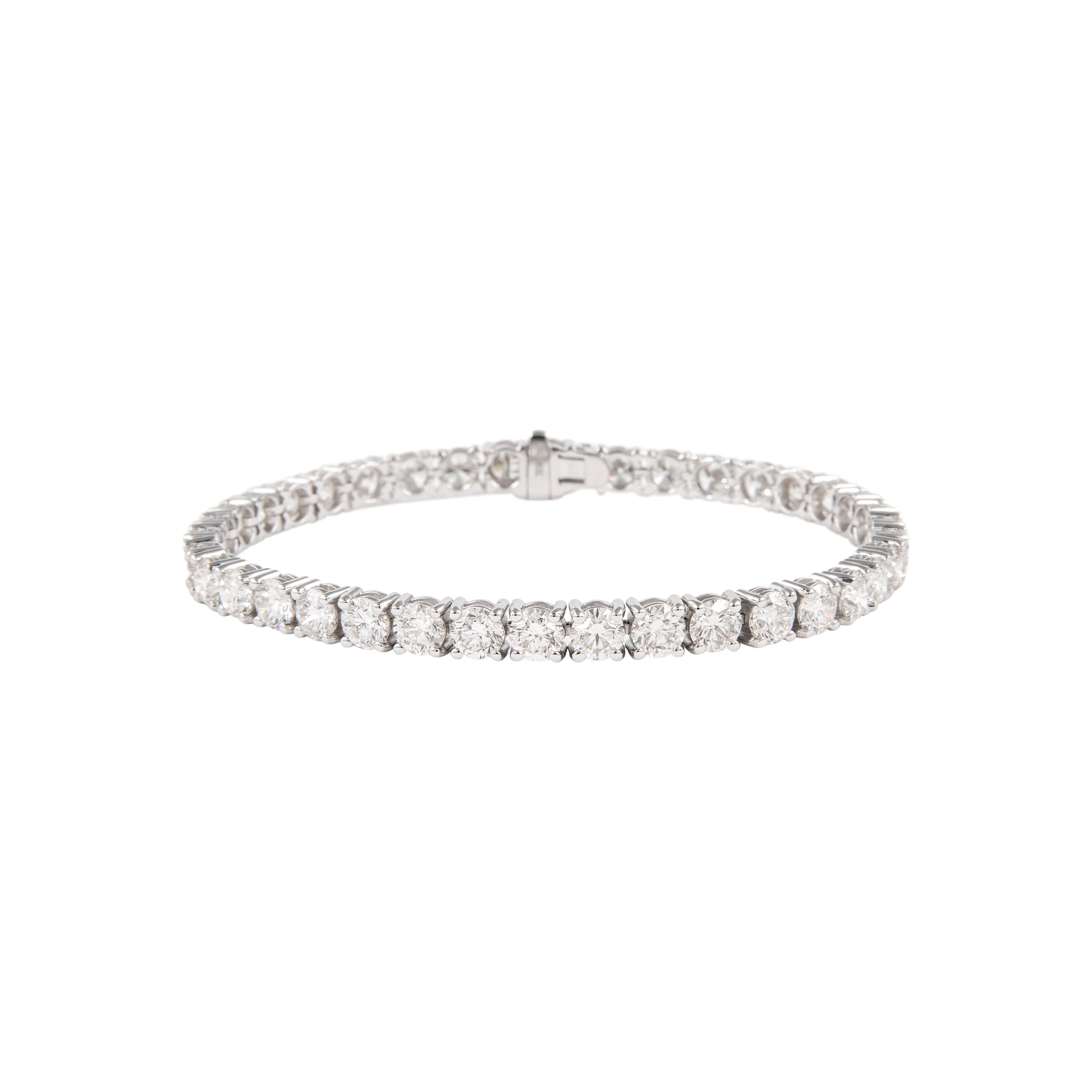 White Gold and 10.95ctw Round Brilliant Cut Diamond Tennis Bracelet
