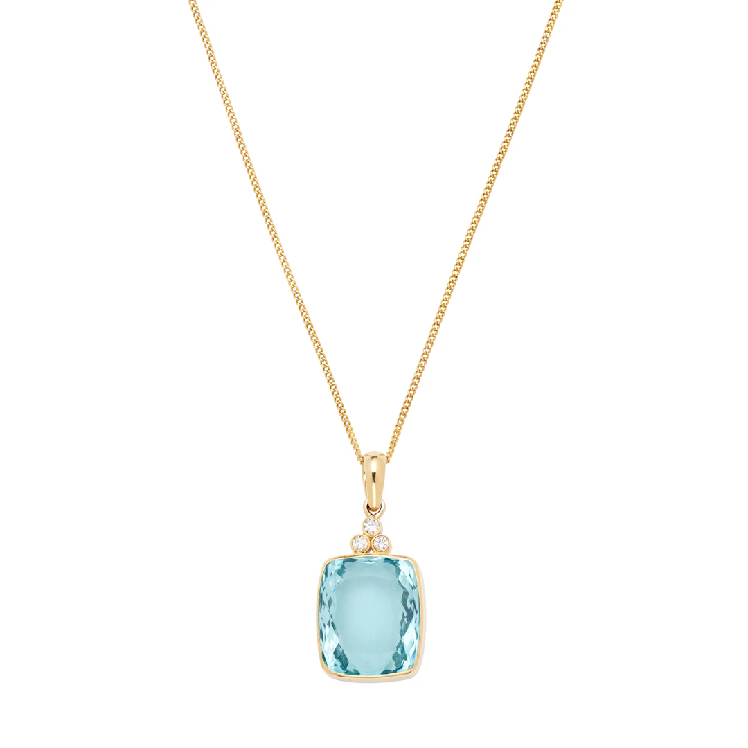 Gold, 20.00ct Aquamarine and Diamond Pendant Necklace