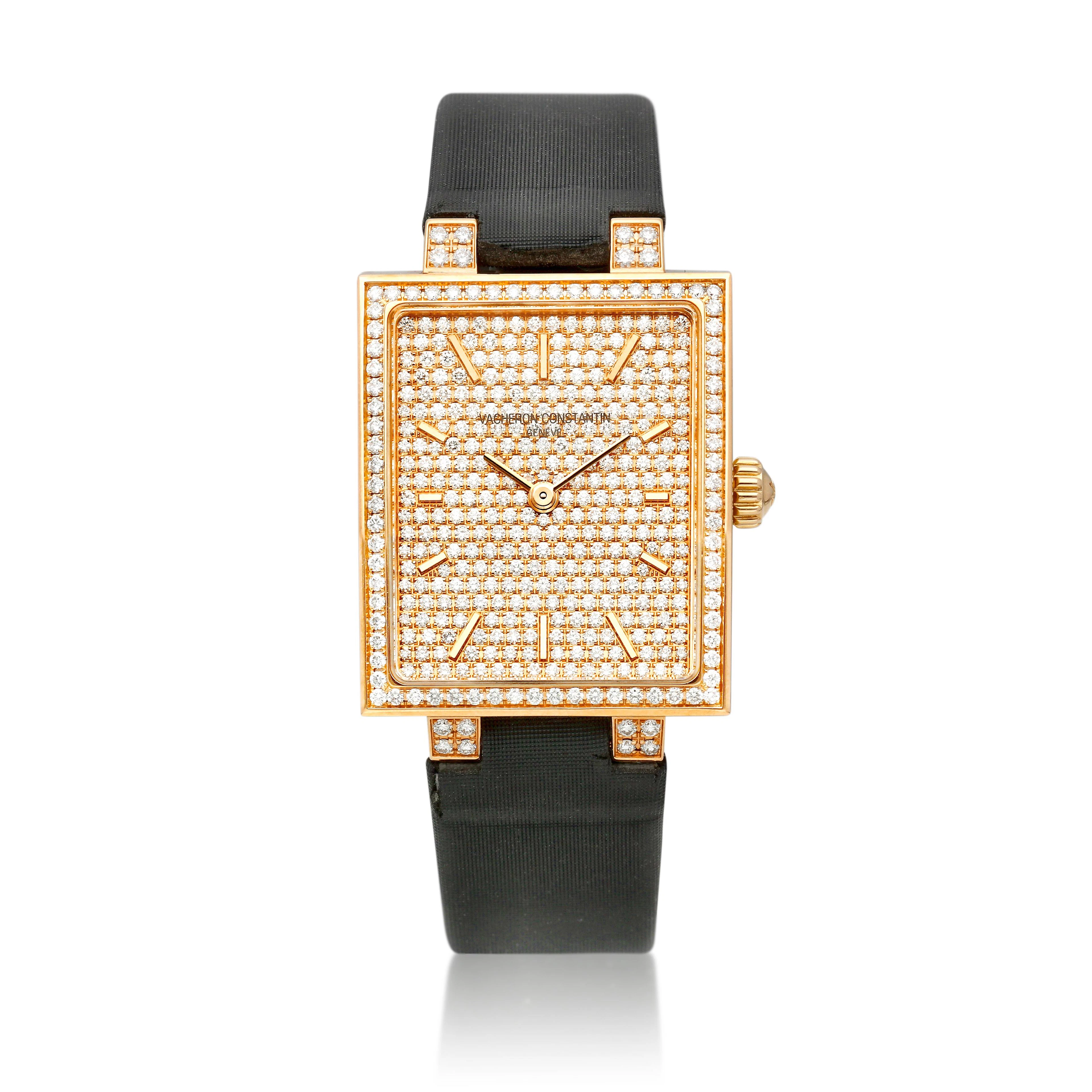 Vacheron Constantin (Reference 25592/000R-9763). A 38.3mm rose gold