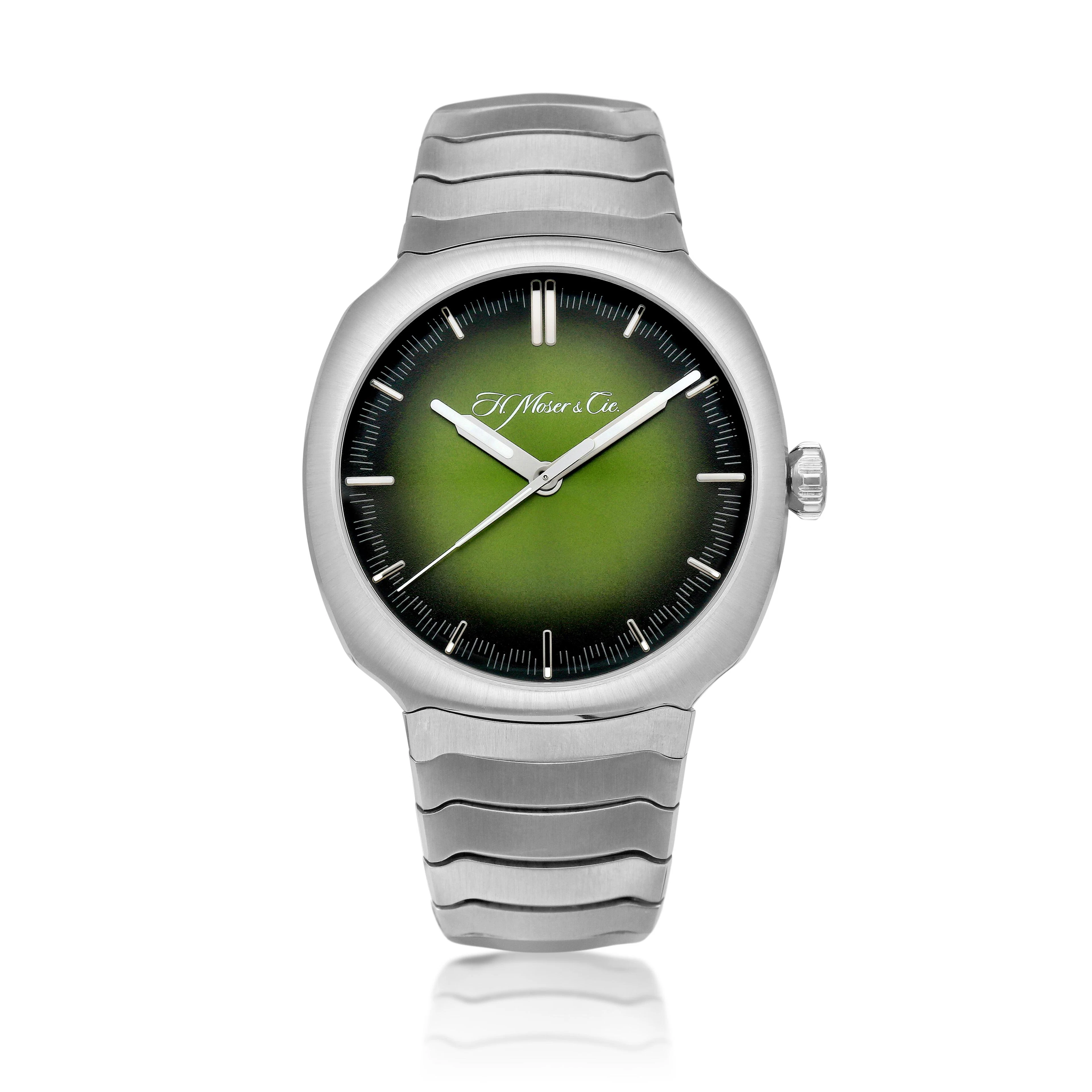 Streamliner (Reference 6200-1200). A stainless steel automatic bracelet