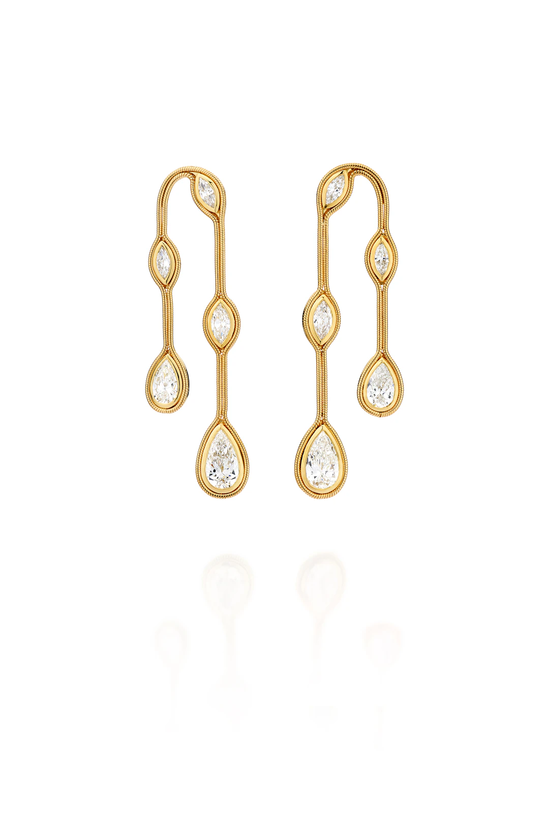 Exclusive | High Fluid Chain Earrings