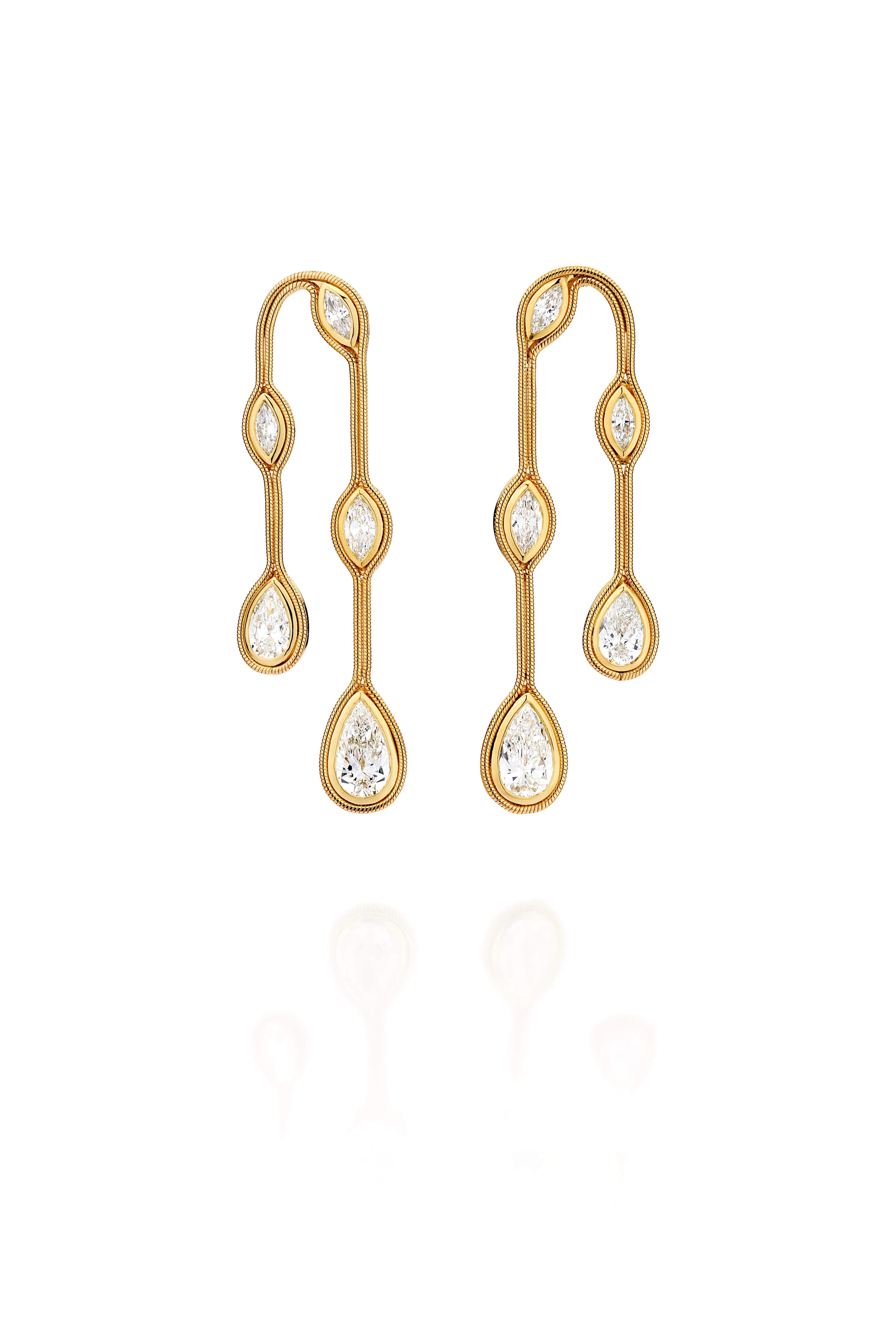 Exclusive | High Fluid Chain Earrings