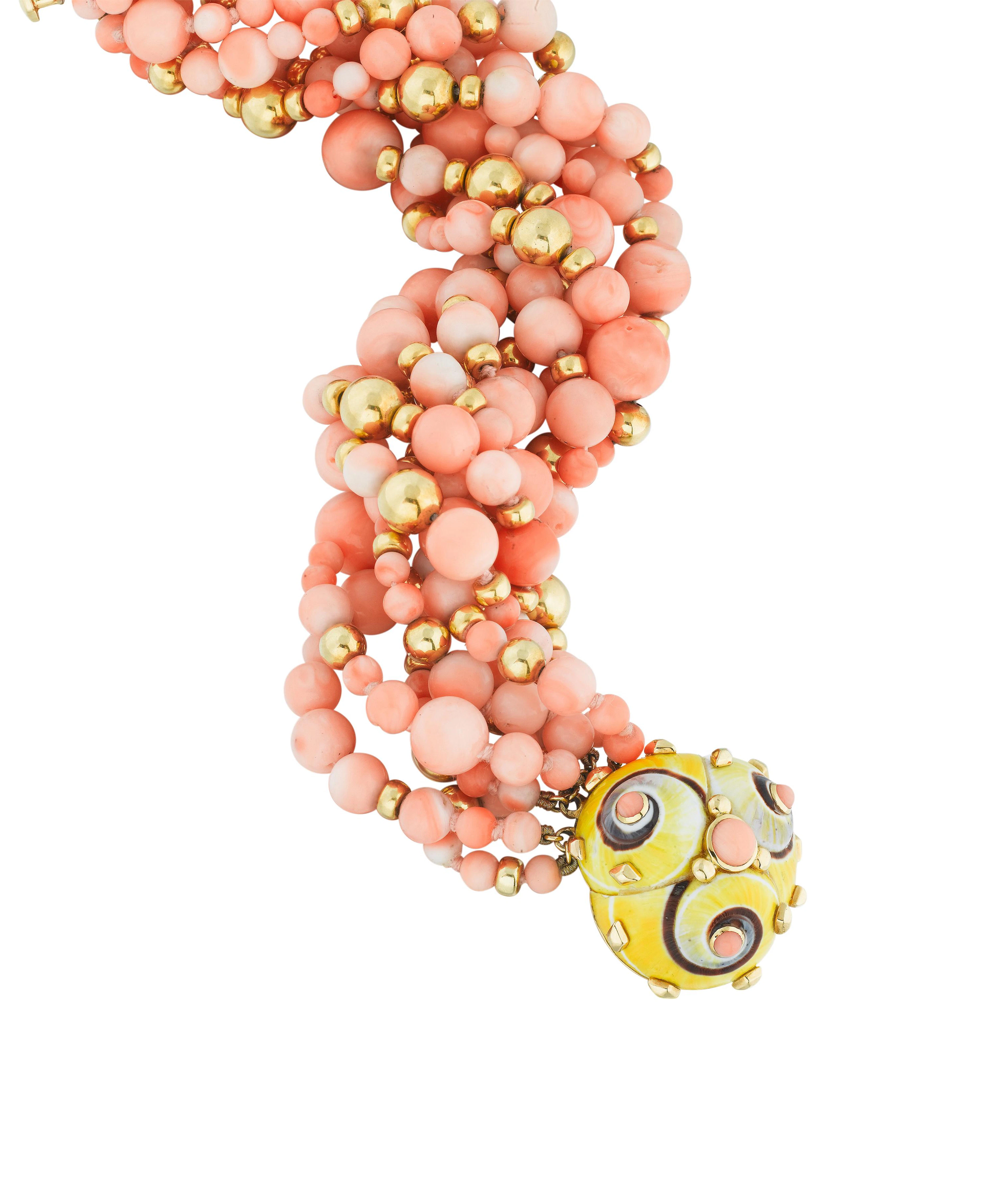Bracelet corail et or | Coral and gold bracelet