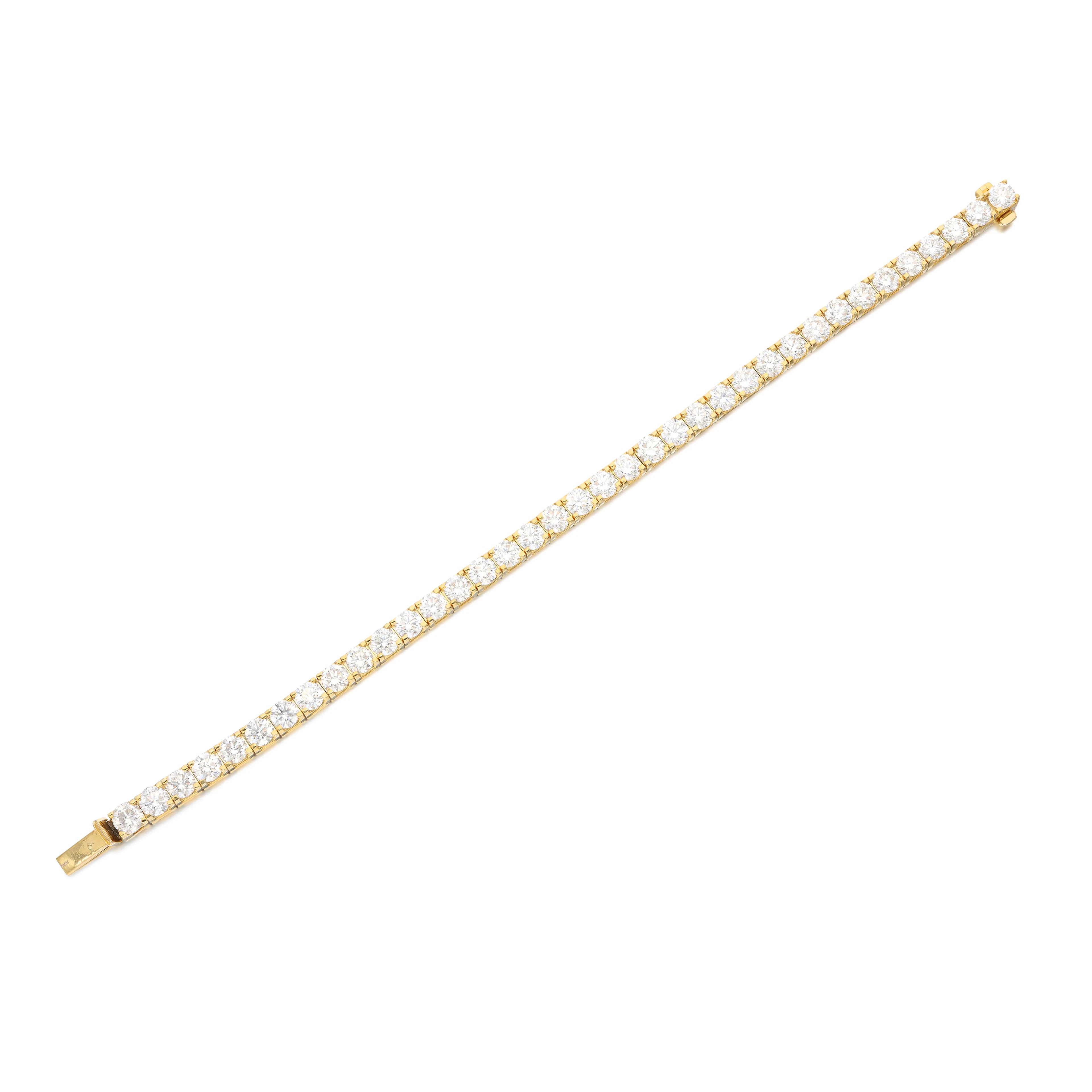 Gold and 11.90ctw Round Brilliant Cut Diamond Tennis Bracelet