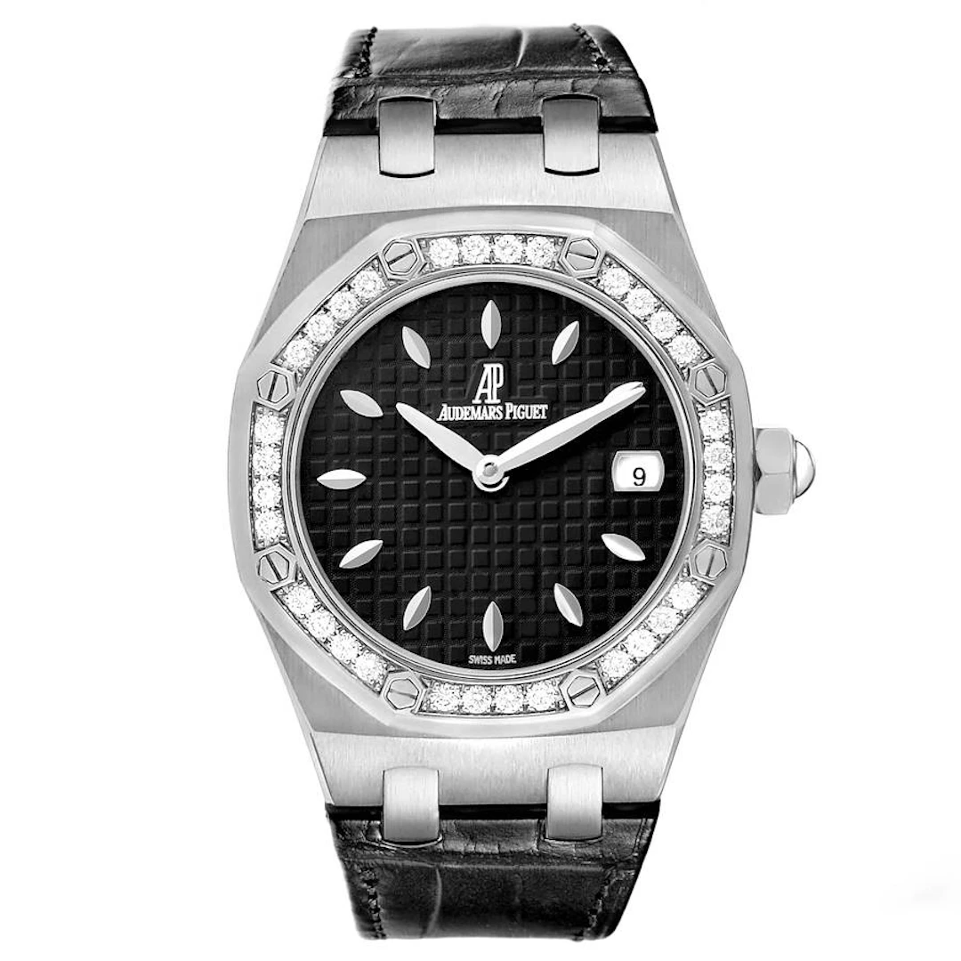 Royal Oak Lady (Reference 67601ST.ZZ.D002CR.01). A 33mm stainless