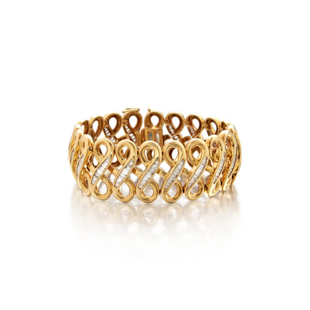 Gold and Diamond Link Bracelet