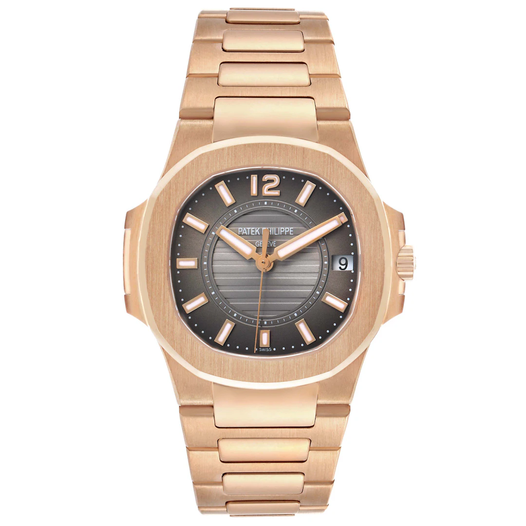 Nautilus (Reference 7011/1R-010). A 32mm rose gold quartz wristwatch