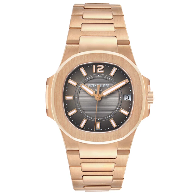 Nautilus (Reference 7011/1R-010). A 32mm rose gold quartz wristwatch