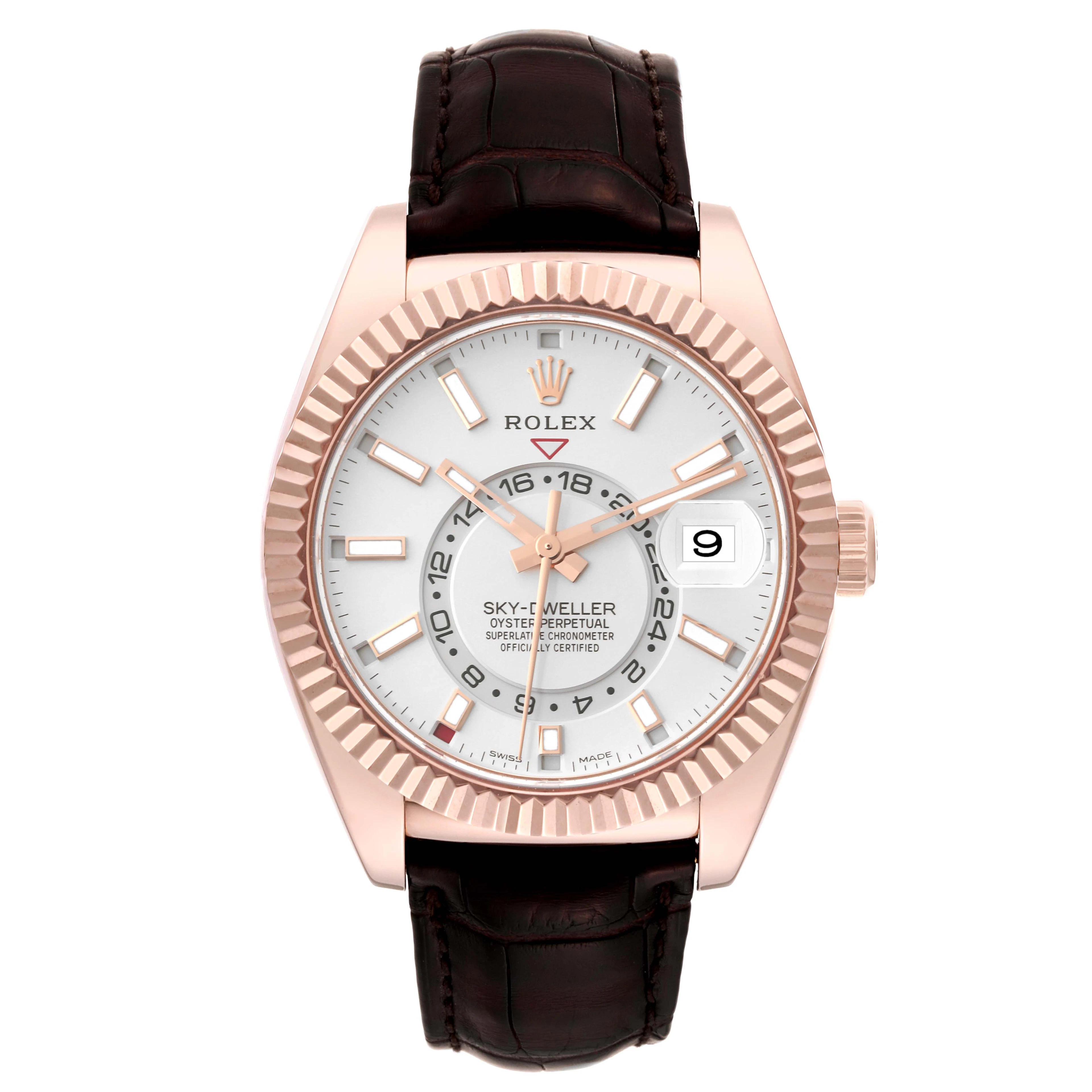 Sky-Dweller (Reference 326135). A 42mm rose gold automatic wristwatch
