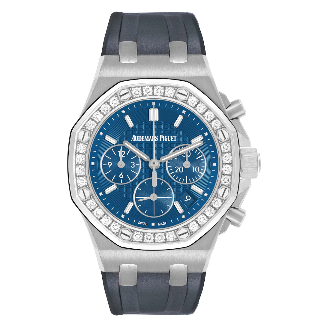 Royal Oak Offshore (Reference 26231ST.ZZ.D027CA.01). A 37mm stainless