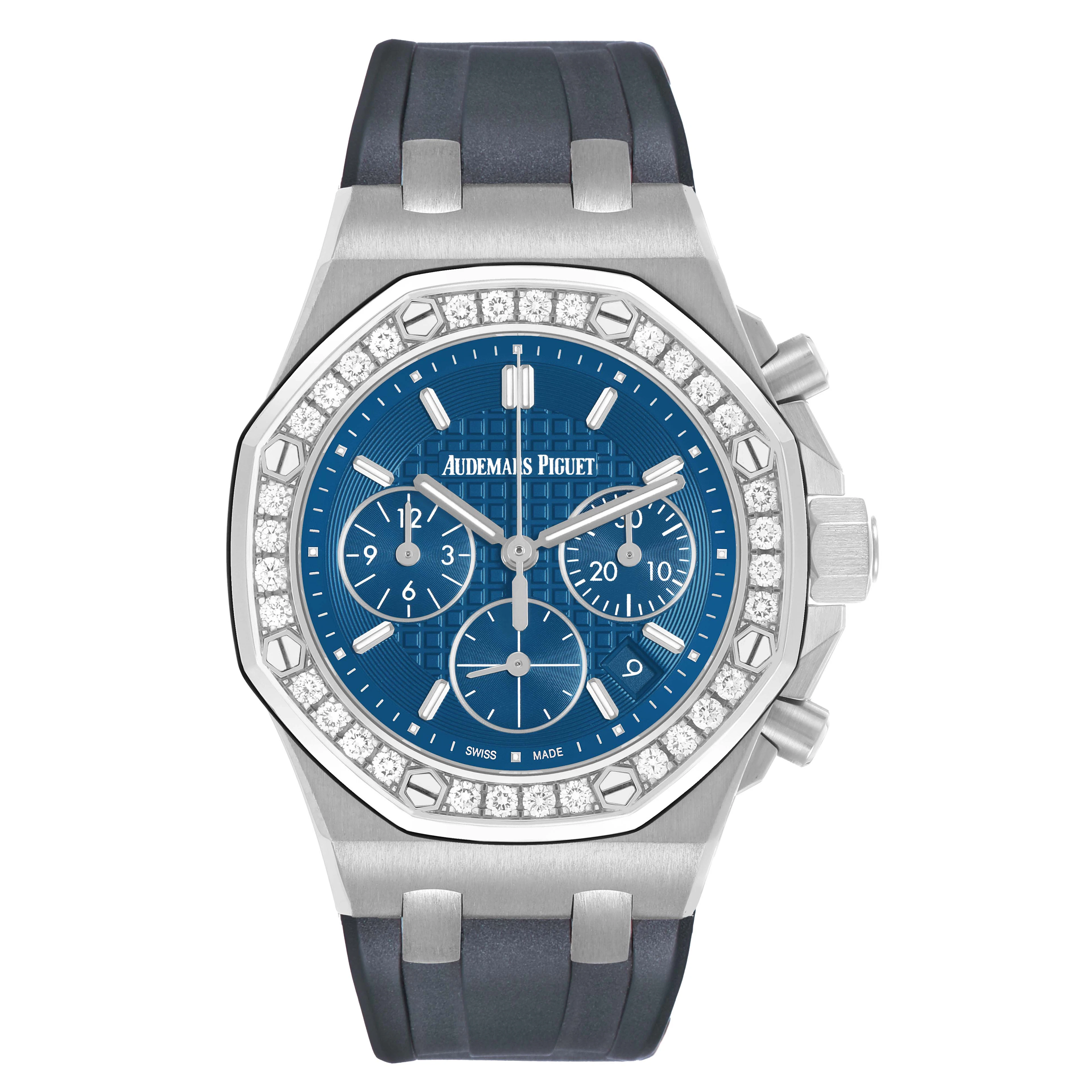 Royal Oak Offshore (Reference 26231ST.ZZ.D027CA.01). A 37mm stainless