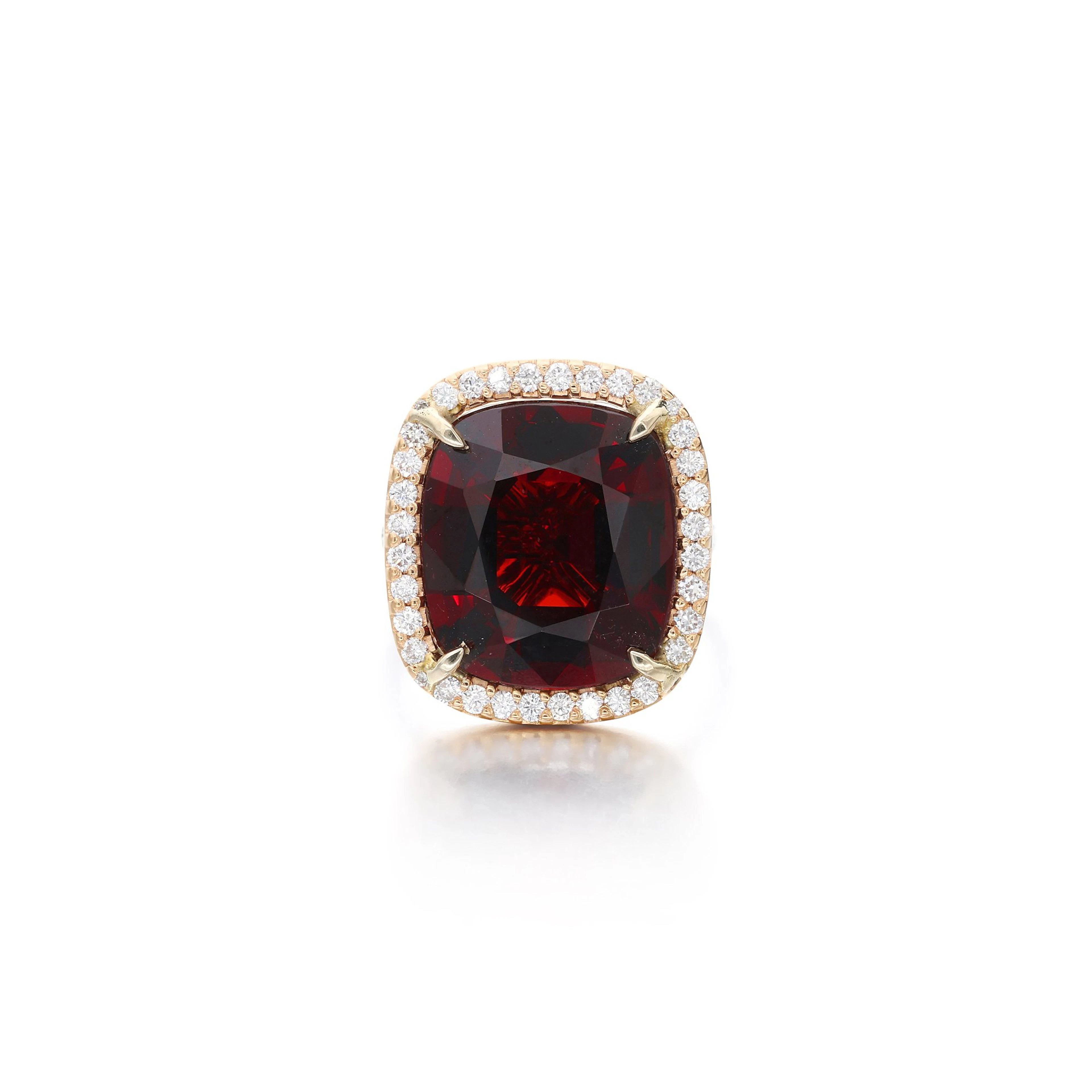 Rose Gold, White Gold, 10.39ct Burmese Spinel and Diamond Ring