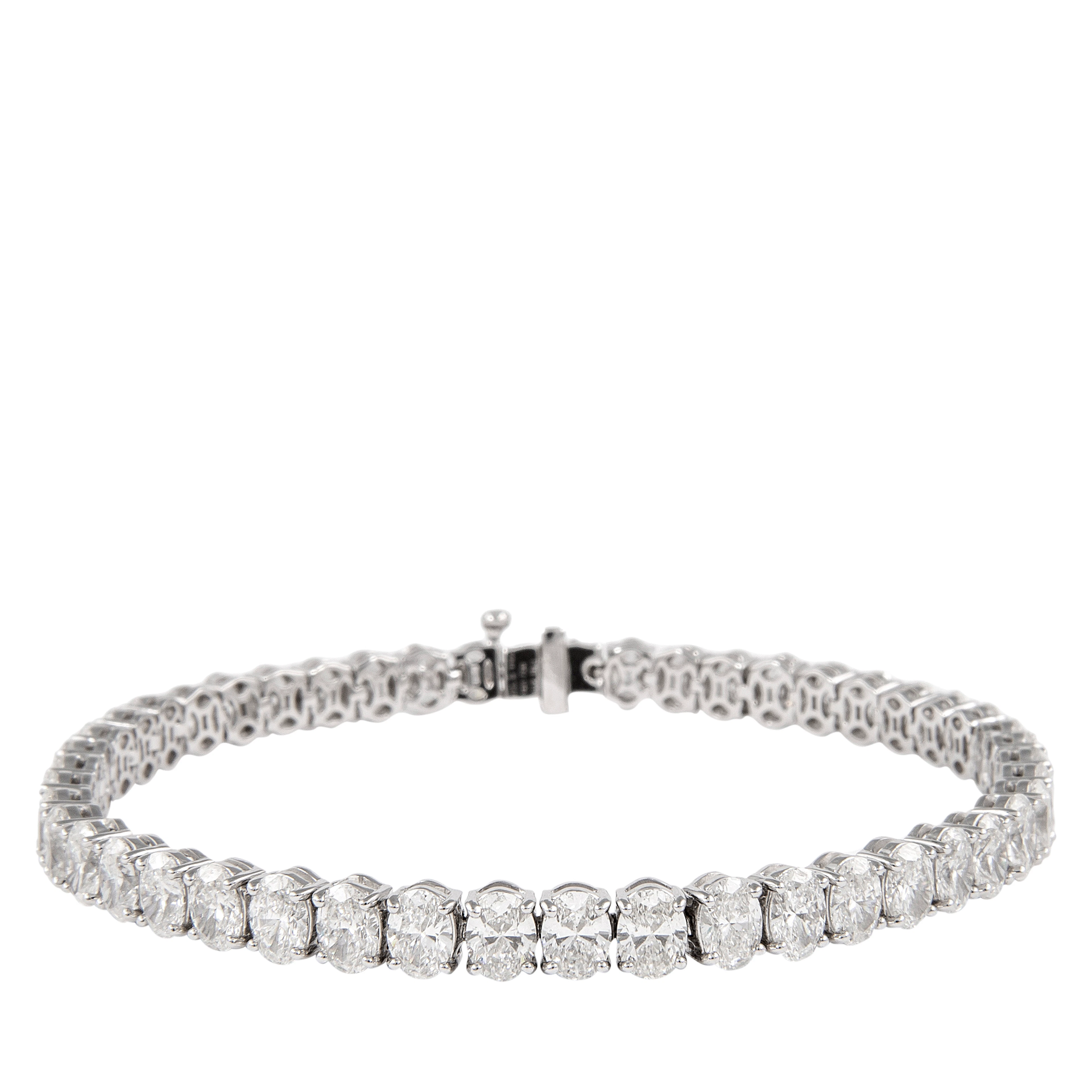 White Gold and 13.35ct Oval Cut Diamond Tennis Bracelet