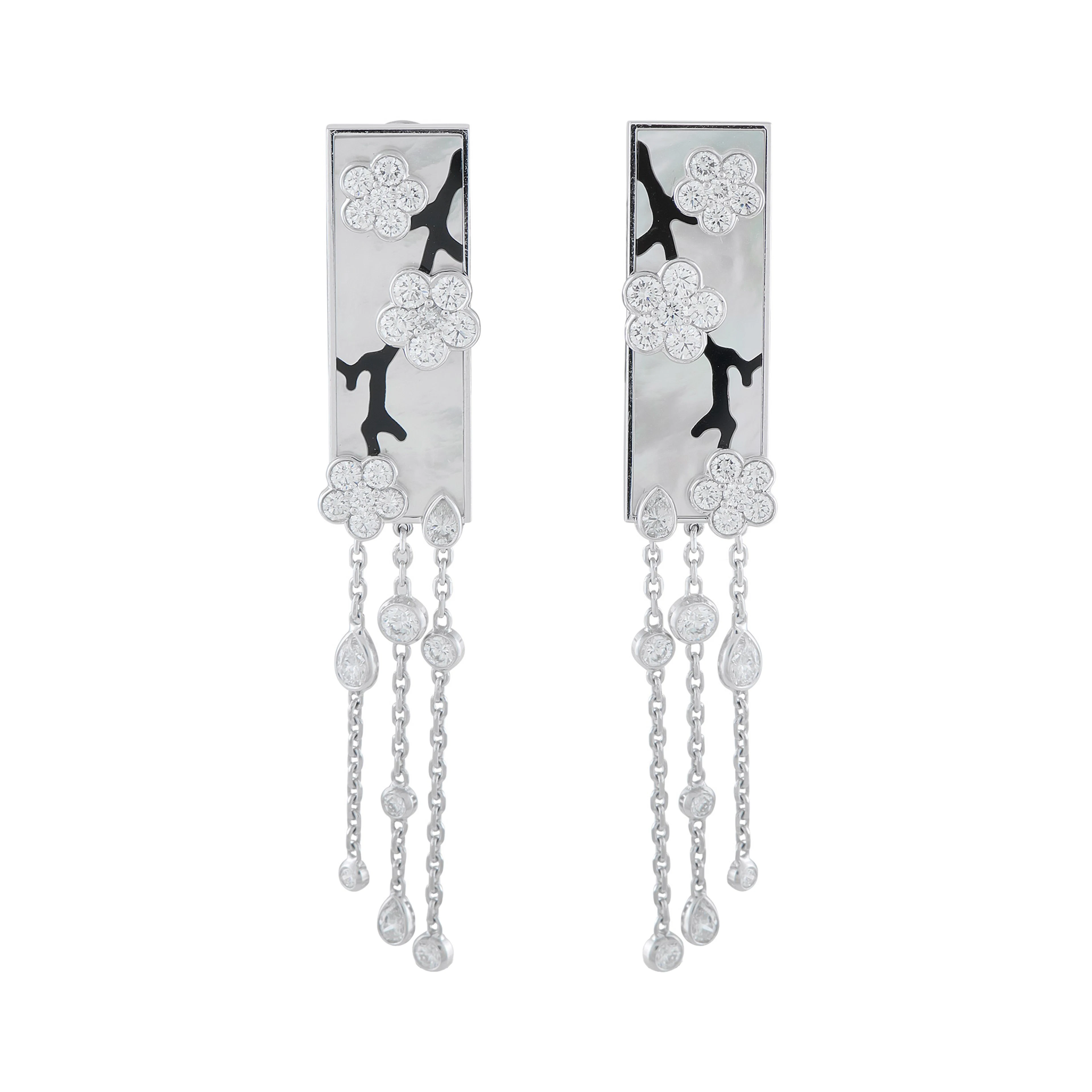 White Gold, Onyx, Mother of Pearl and Diamond Miroir Des Eaux Earclips