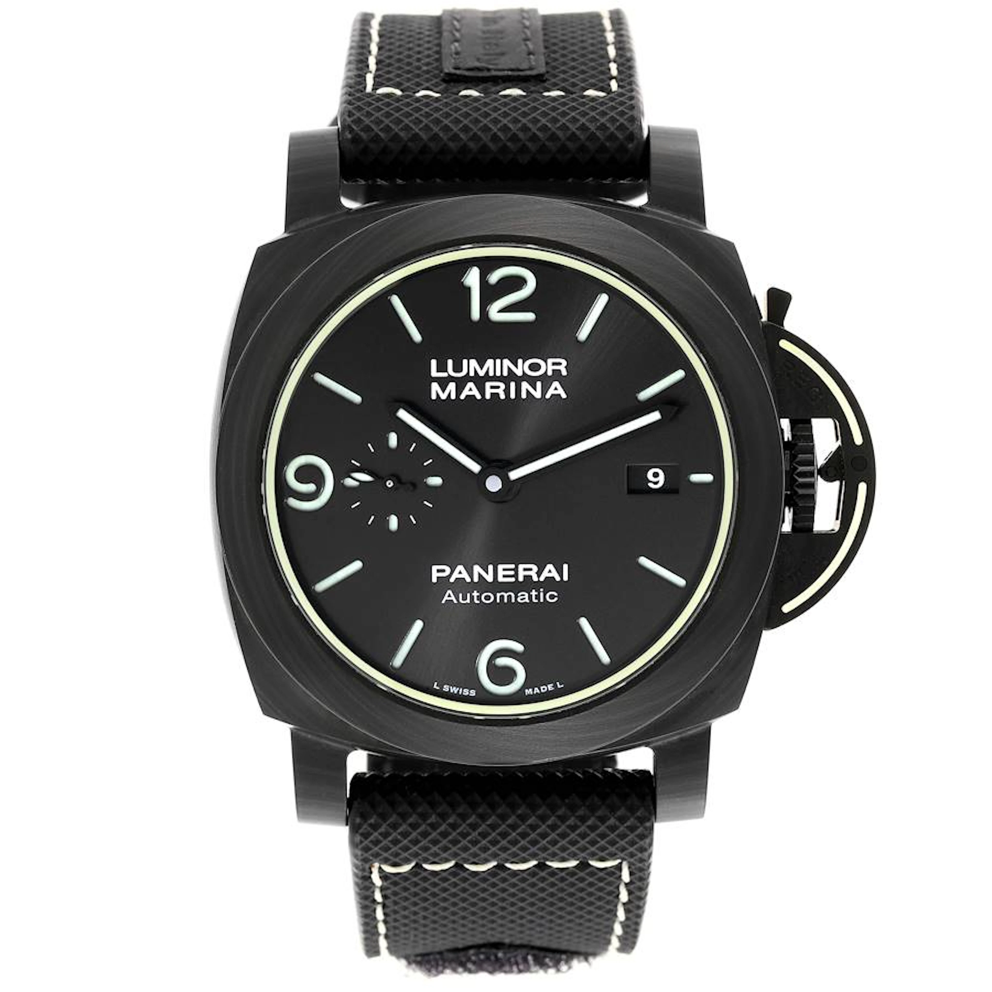 Luminor Marina (Reference PAM01118). A 44mm black carbotech automatic