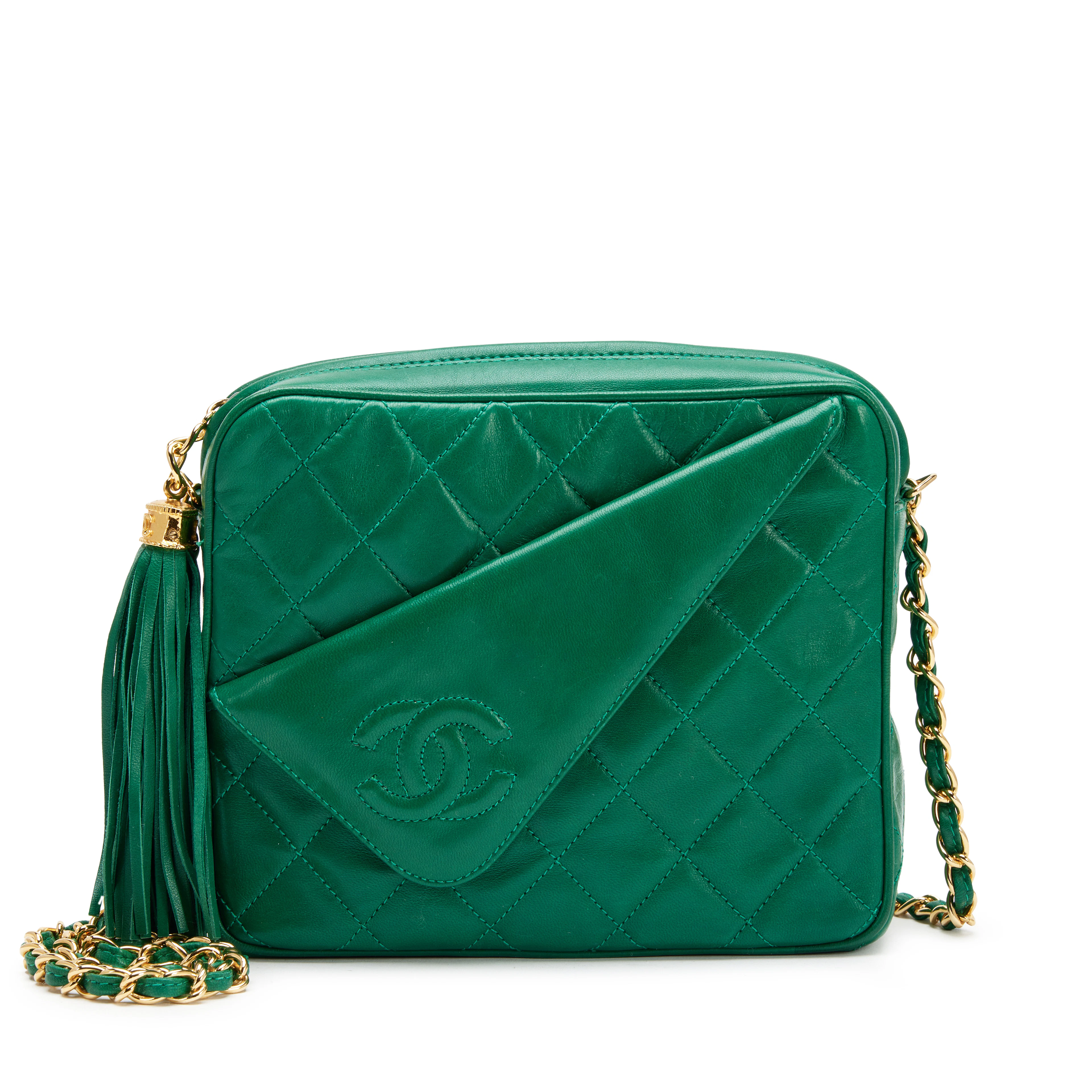 Vintage Emerald Green Quilted Lambskin Front Pocket Tassel Camera