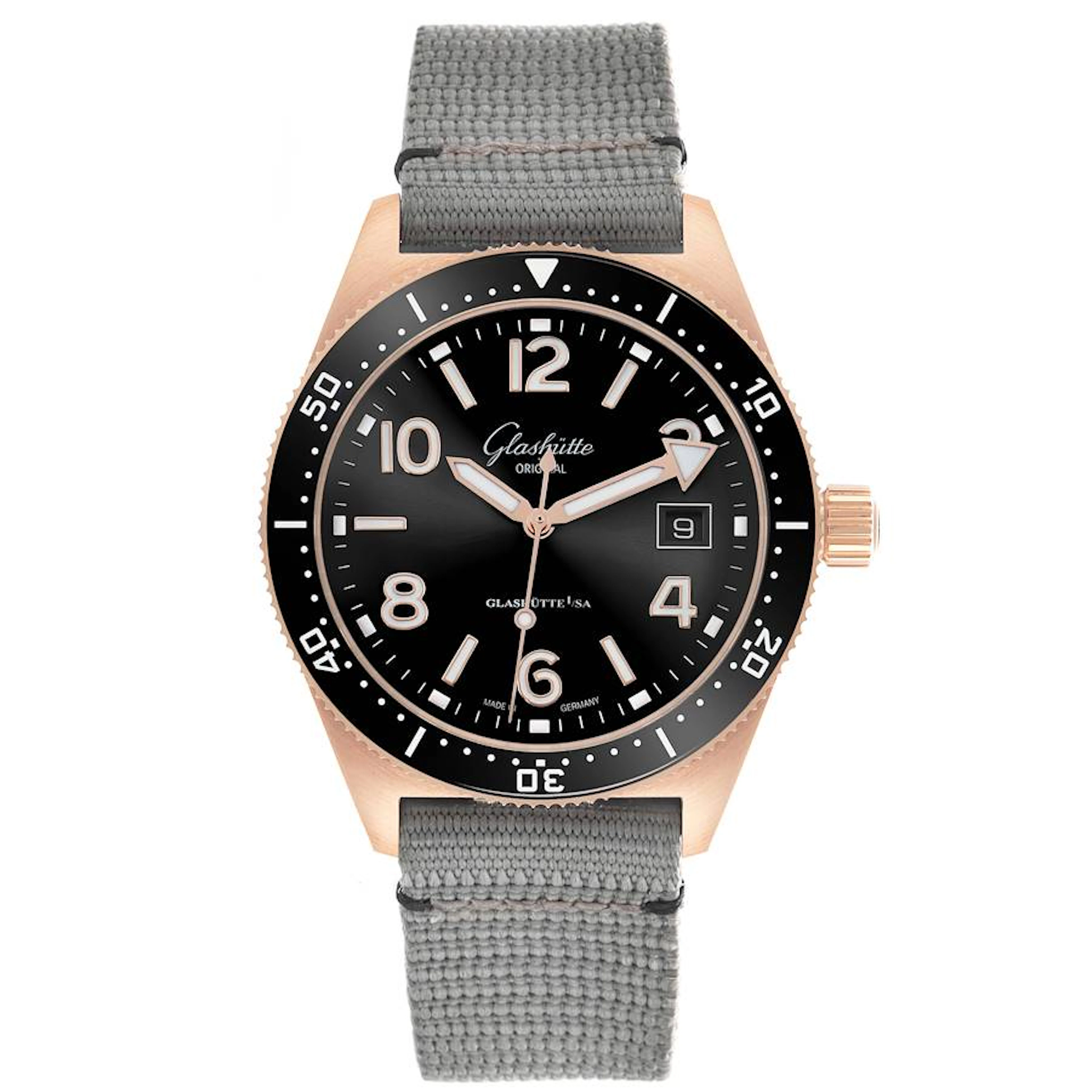 SeaQ (Reference 1-39-11-17-91-34). A 39.5mm rose gold automatic wristwatch