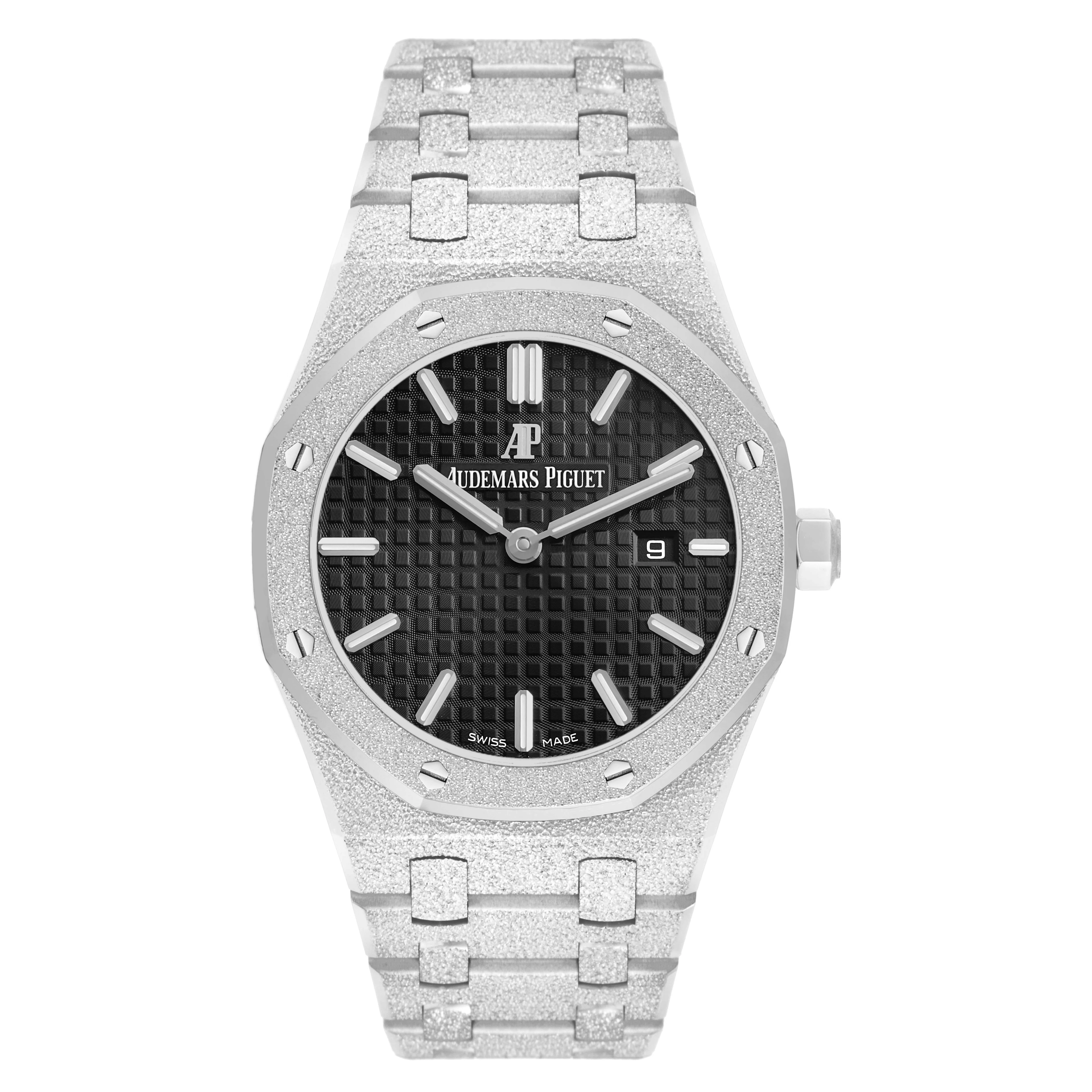 Royal Oak 'Frosted' (Reference 67653BC). A 33mm white gold quartz