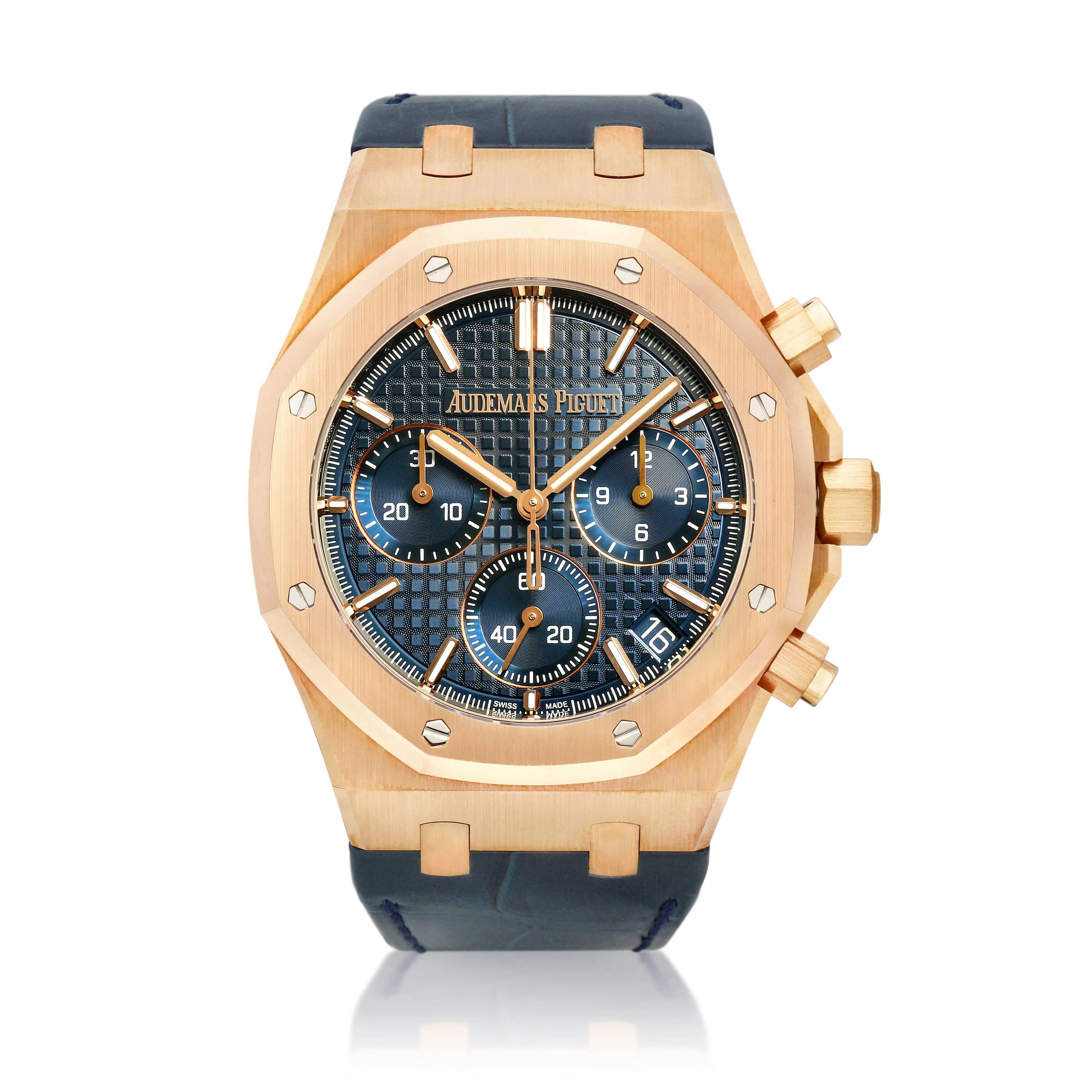 Audemars Piguet Royal Oak (Reference 26240OR.OO.D315CR.02). A 41mm