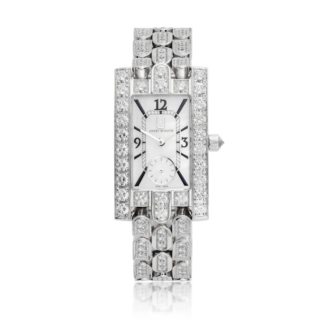Avenue (Reference N3006). A white gold diamond set quartz wristwatch.