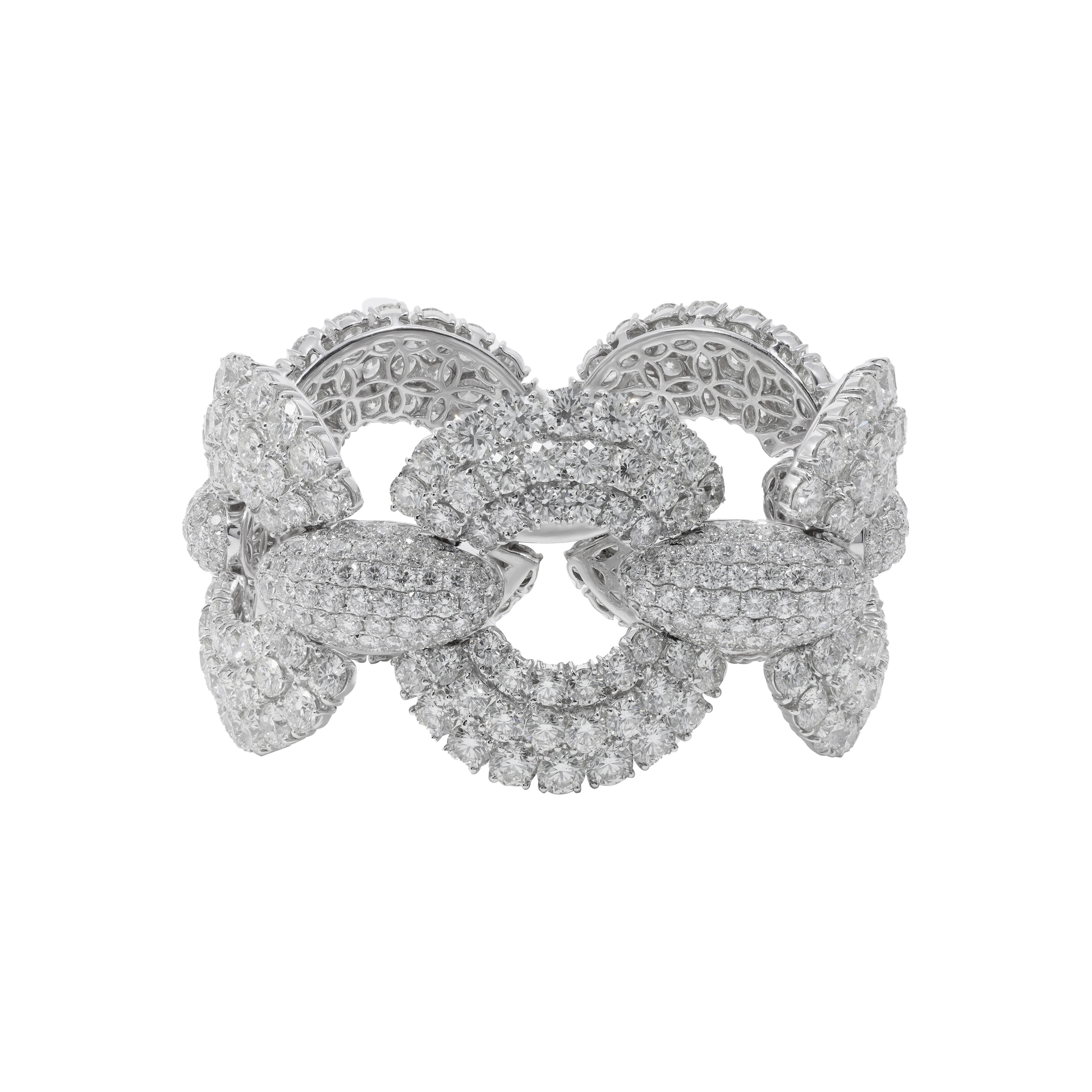 White Gold and 80.00ctw Round Brilliant Cut Diamond Link Bracelet