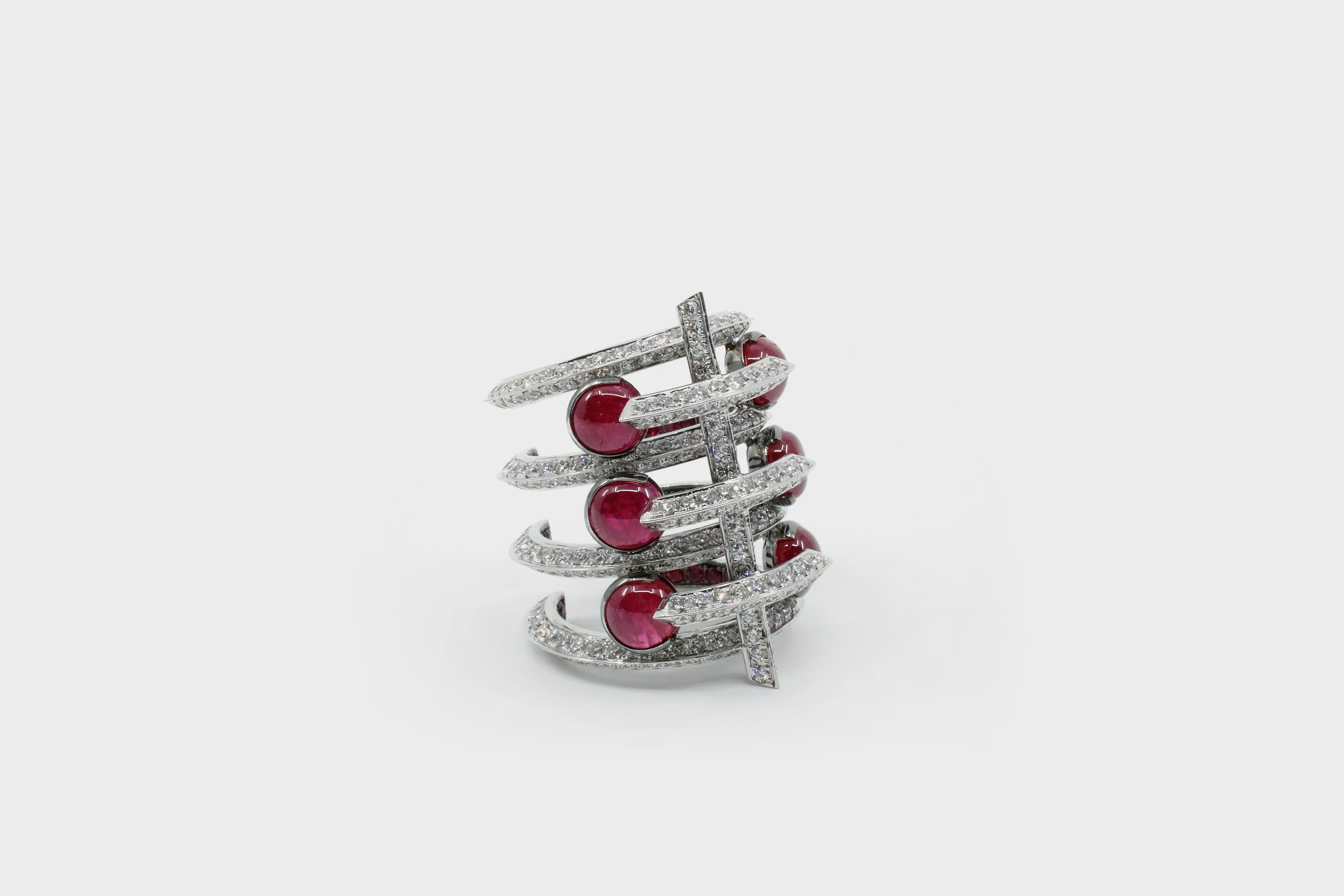 Fish 3-Rib Ruby Ring
