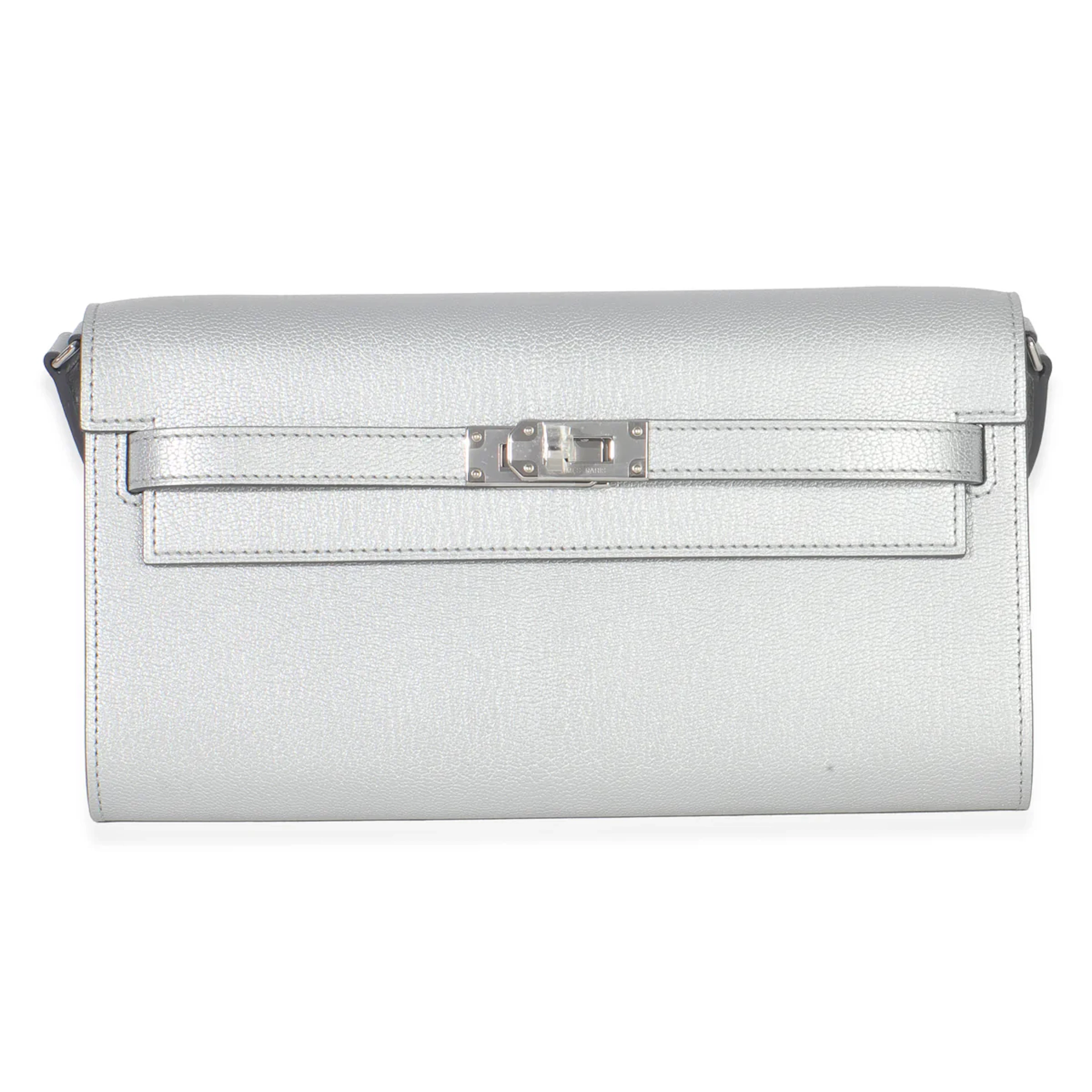 Argent Metallic Chevre Chamkilight Kelly Wallet To Go Palladium Hardware, 2025