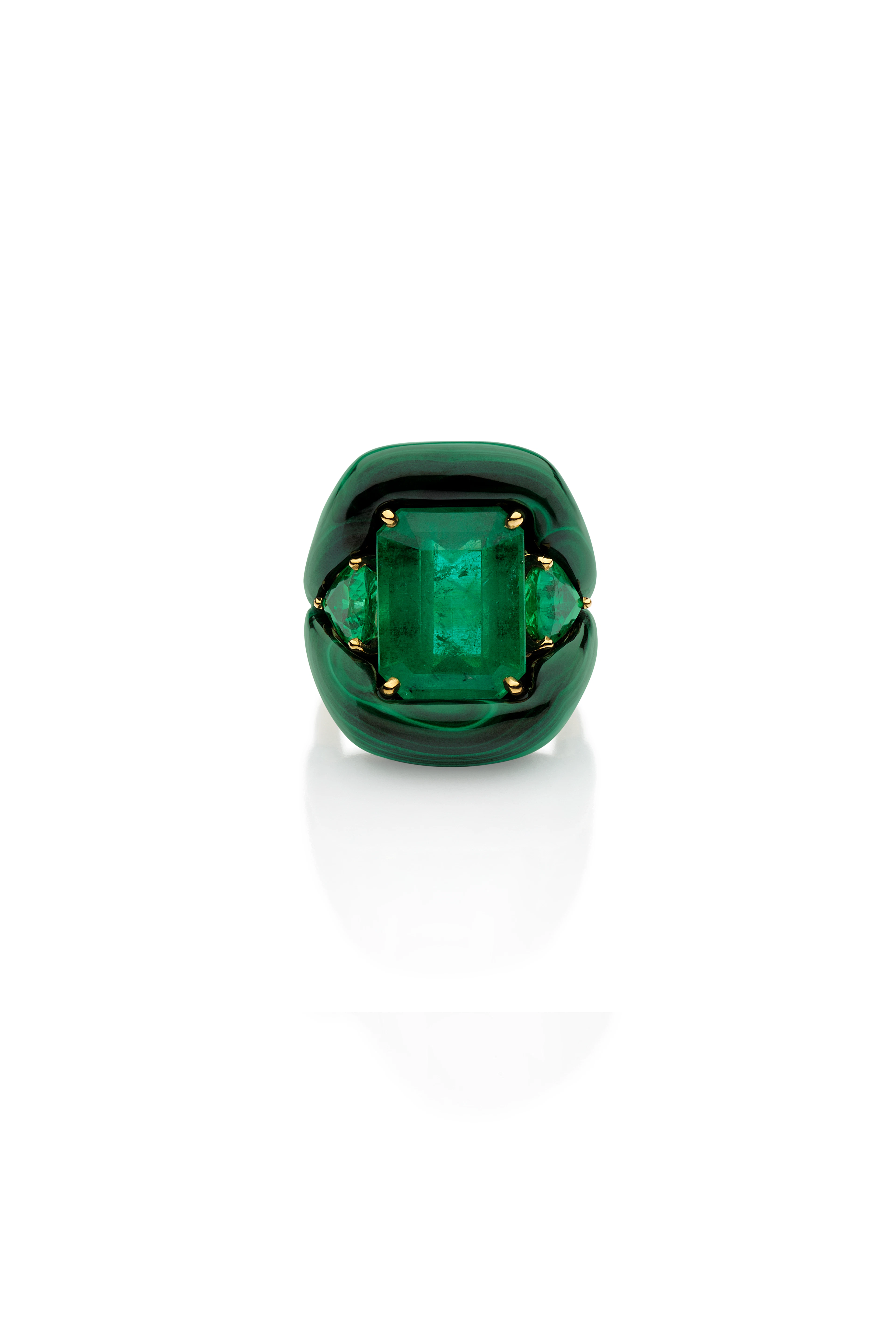 Exclusive | High Surround Emerald Ring