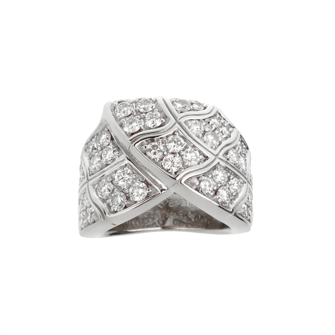 White Gold and Diamond Ring