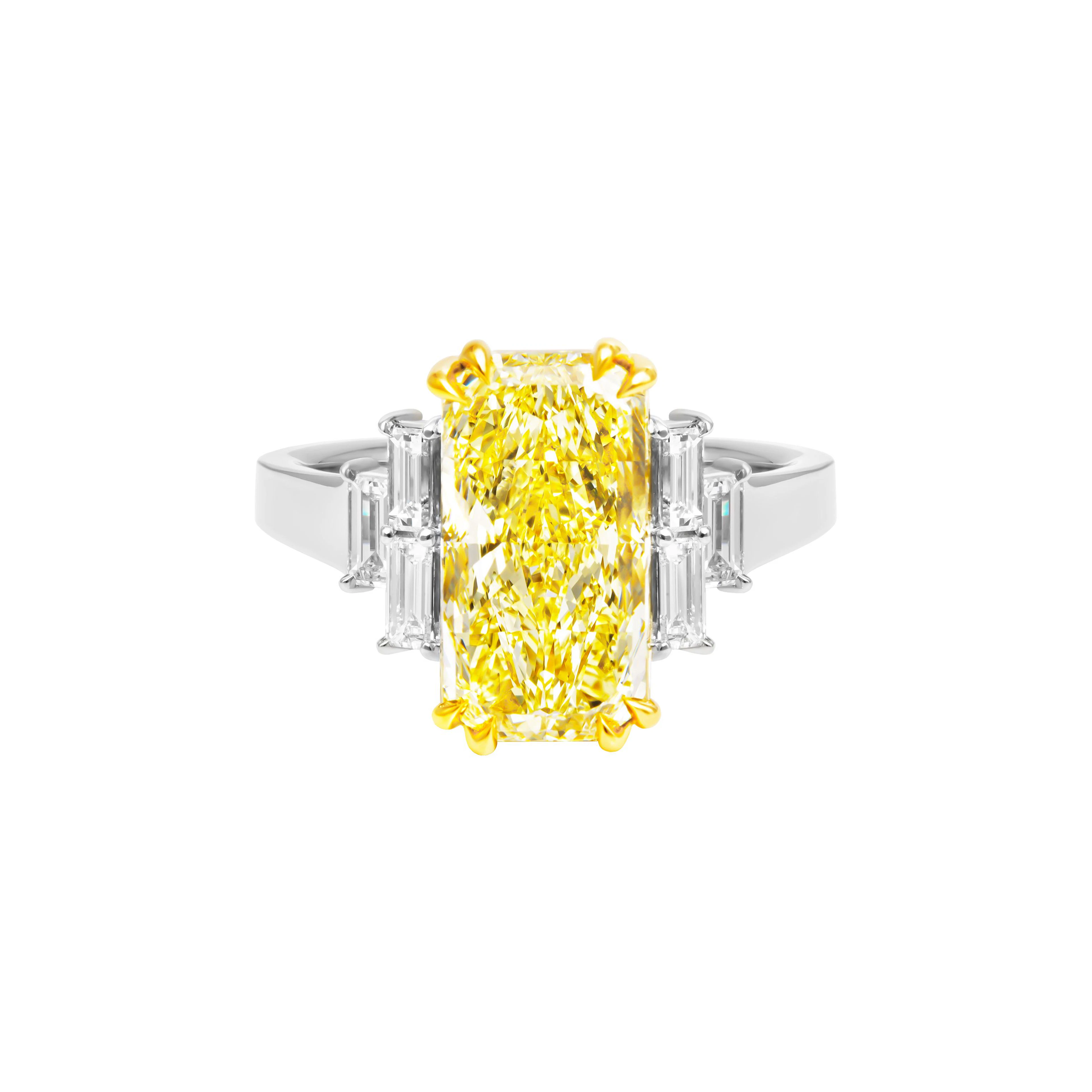 Platinum, Gold, 5.00ct Radiant Cut Fancy Light Yellow Diamond and