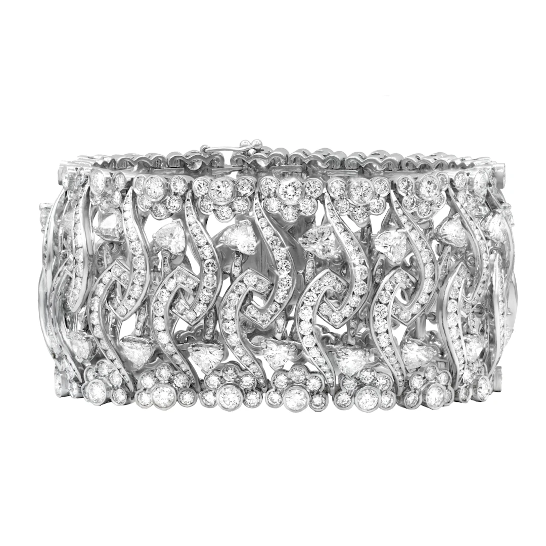 White Gold and 32.50ctw Diamond Bracelet