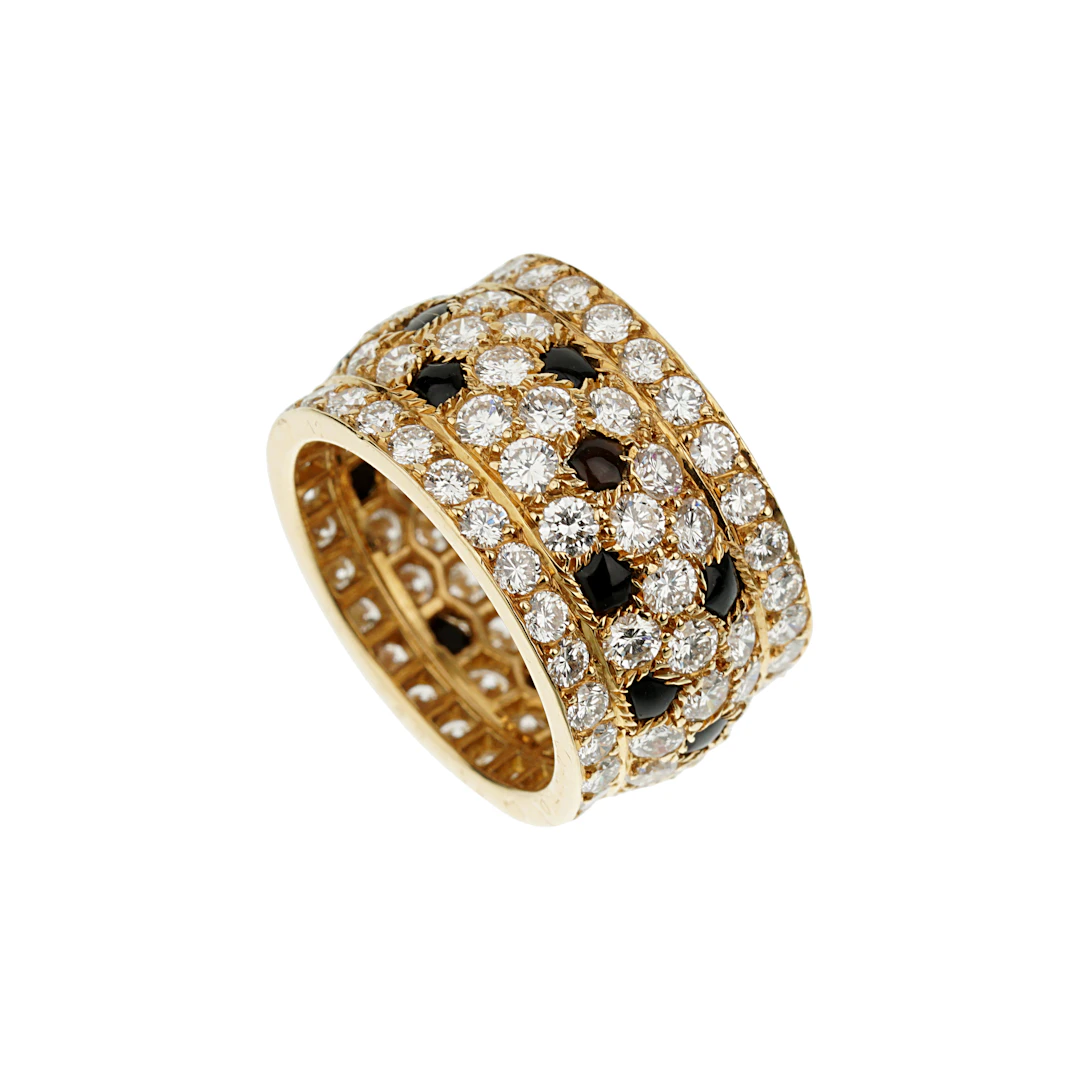 Gold, Onyx and Diamond Panthère Nigeria Ring