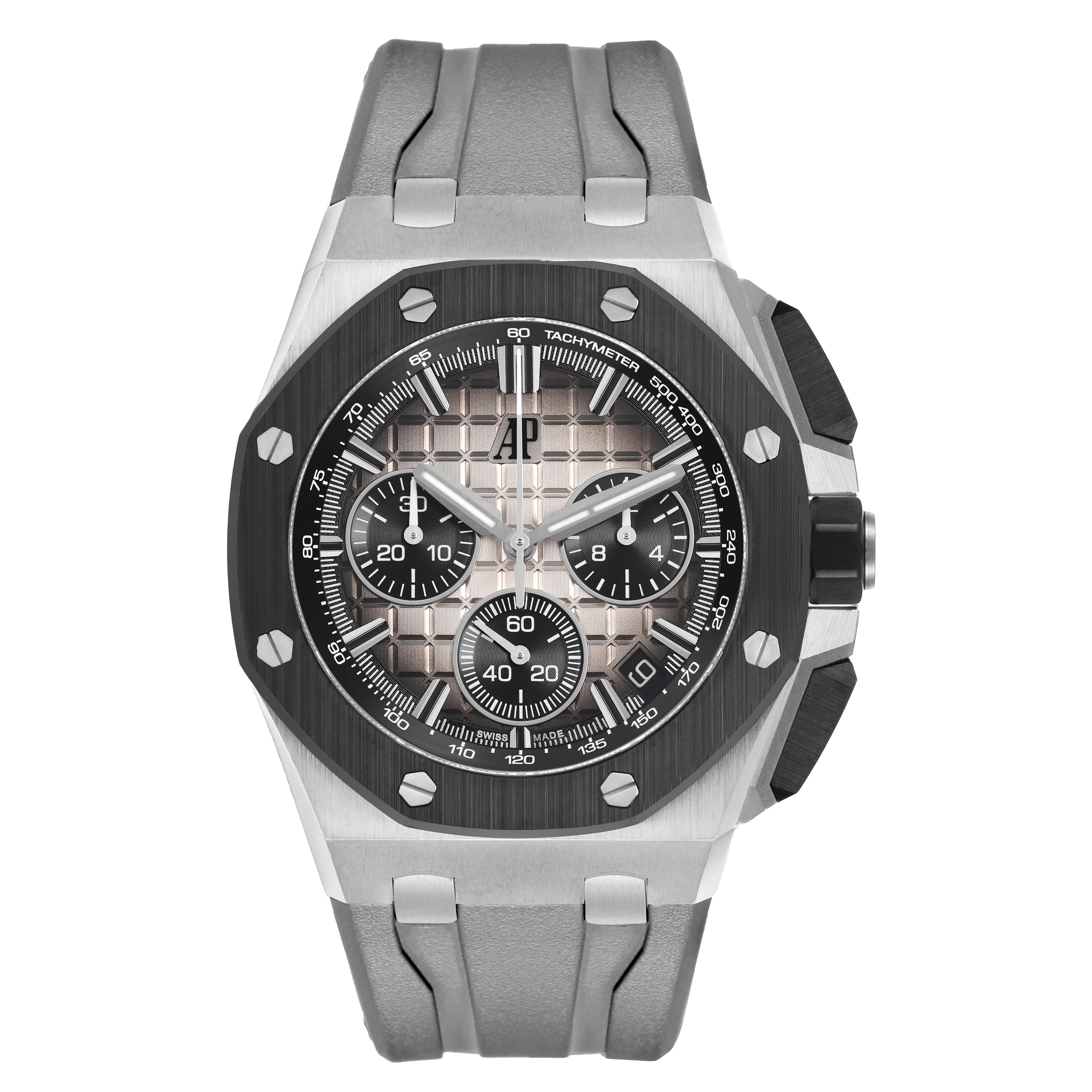 Royal Oak Offshore (Reference 26420SO.OO.A600CA.01). A 43mm stainless