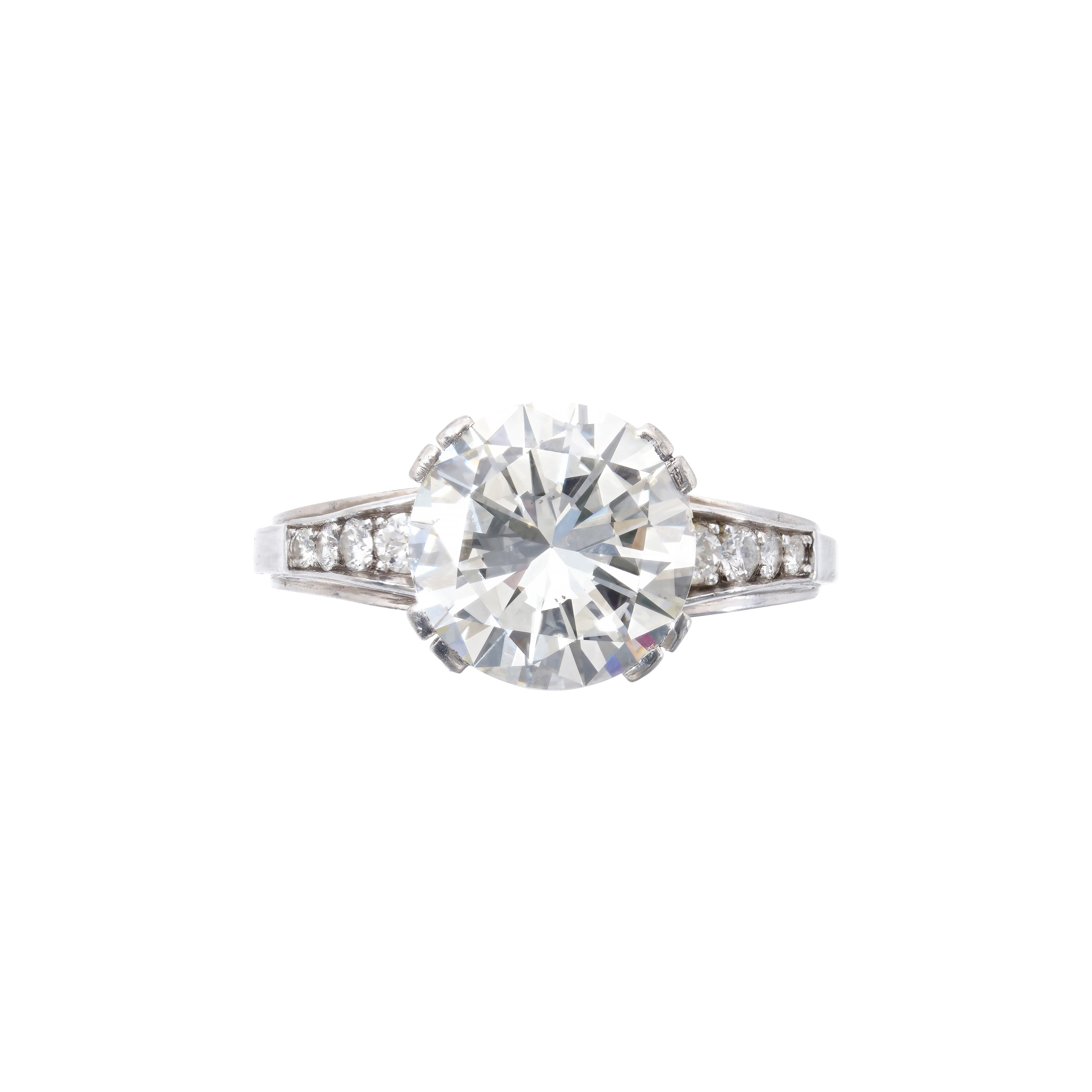 Diamond Ring weighing 4.17 carats