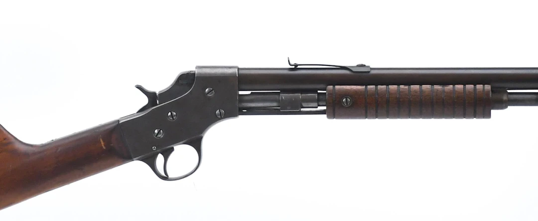 STEVENS MODEL 70 VISIBLE LOADING .22 PUMP RIFLE.