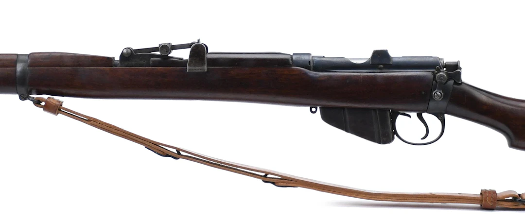 BSA LEE-ENFIELD SMLE MK III .303 BOLT ACTION RIFLE.