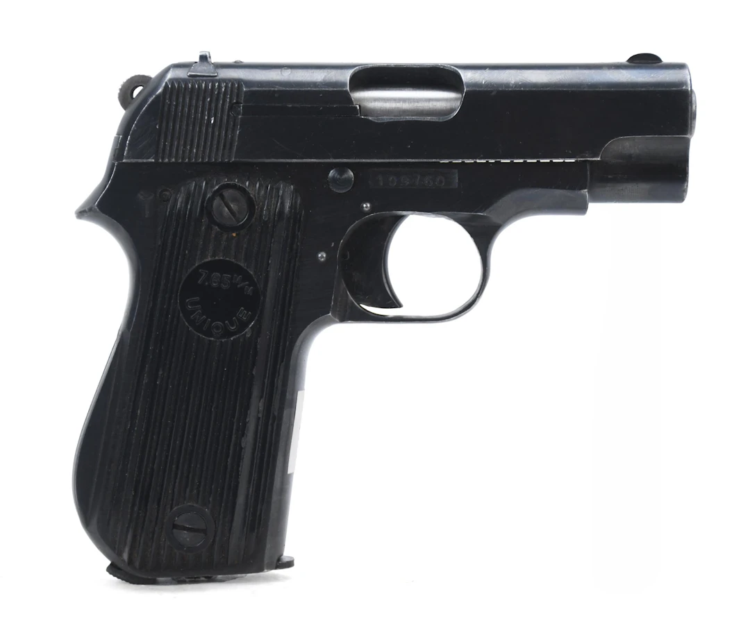 UNIQUE MODEL 17 7.65MM PISTOL WITH HOLSTER.