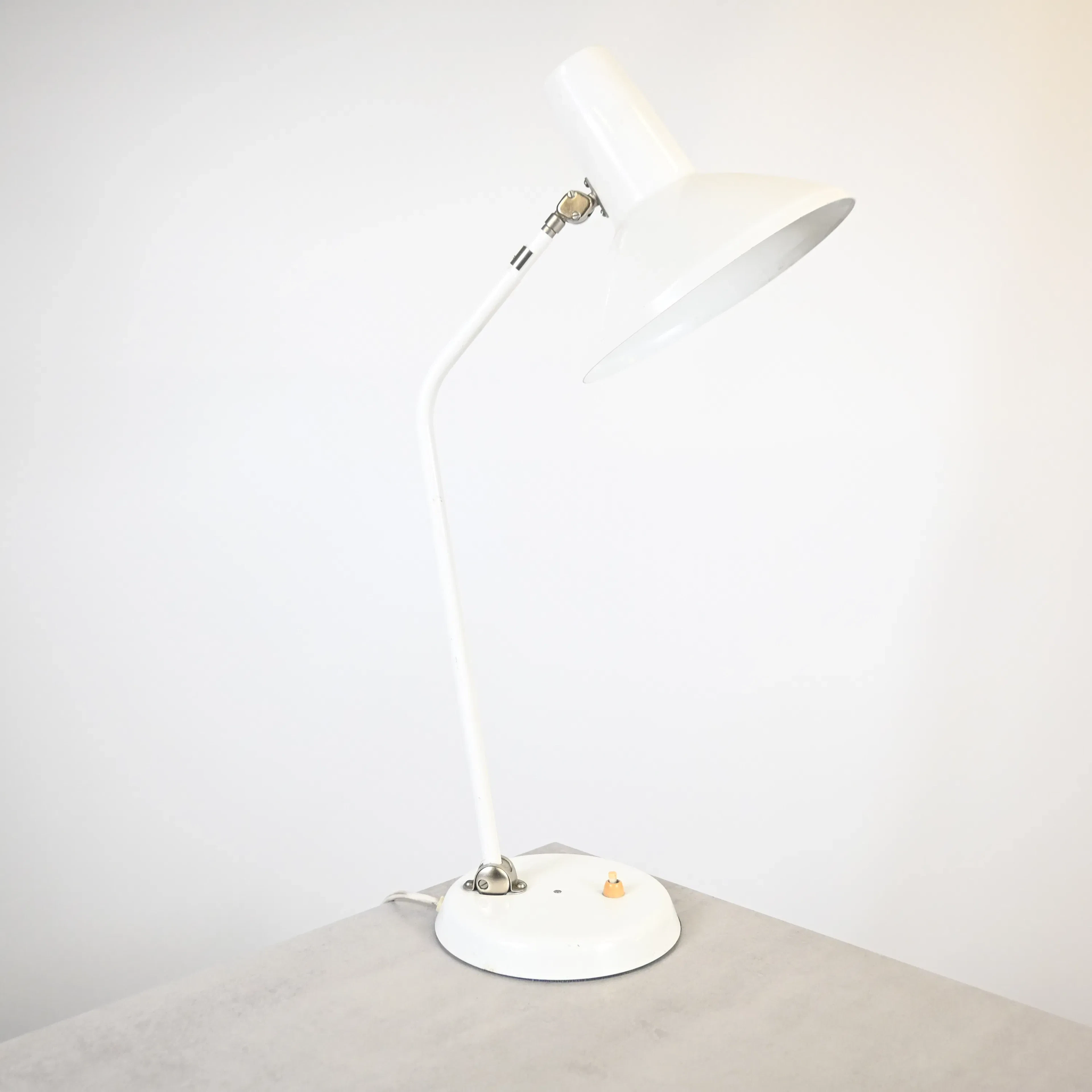 Skrivbordslampa, typ 10, Asea, 1900-talets andra hälft.
