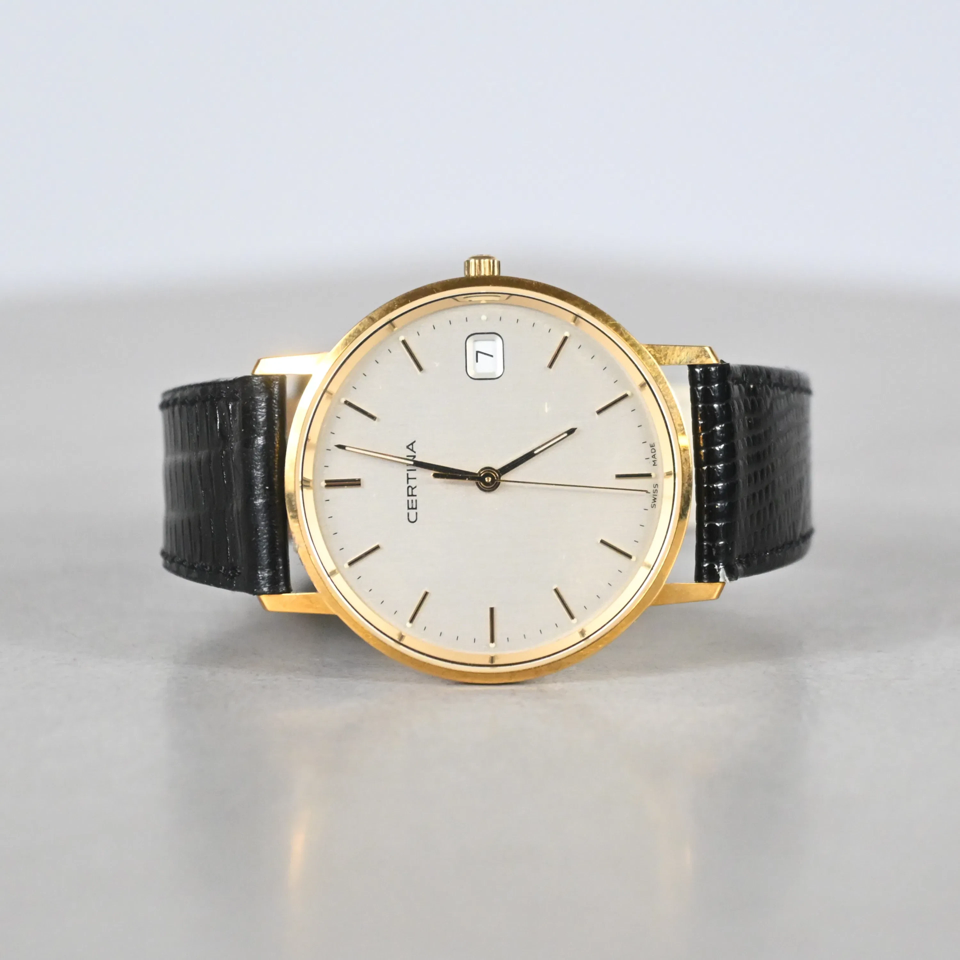 Armbandsur, 18k guld, Certina, 34 mm.