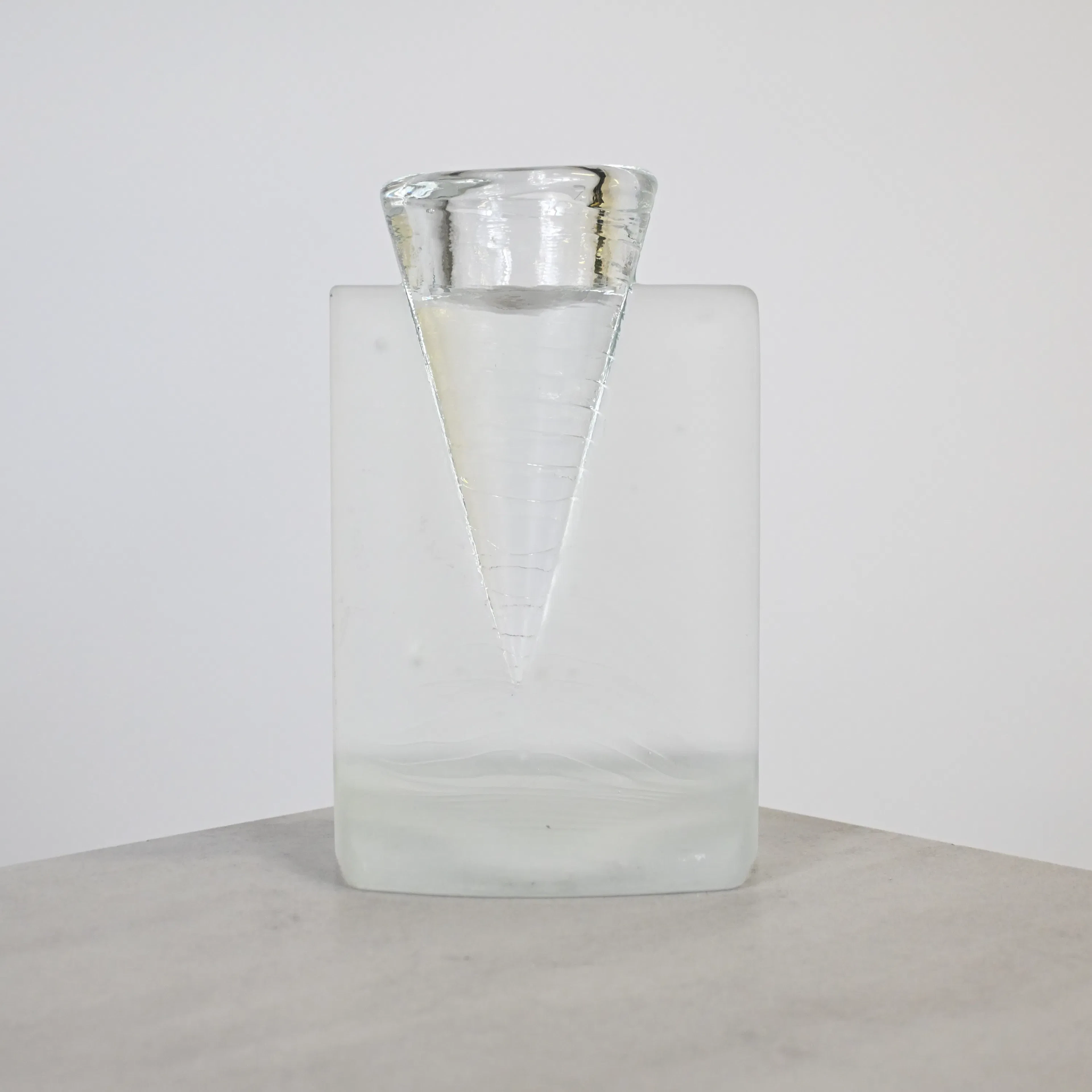 Kjell Engman, ljuslykta "Ice Age", glas, Kosta Boda.
