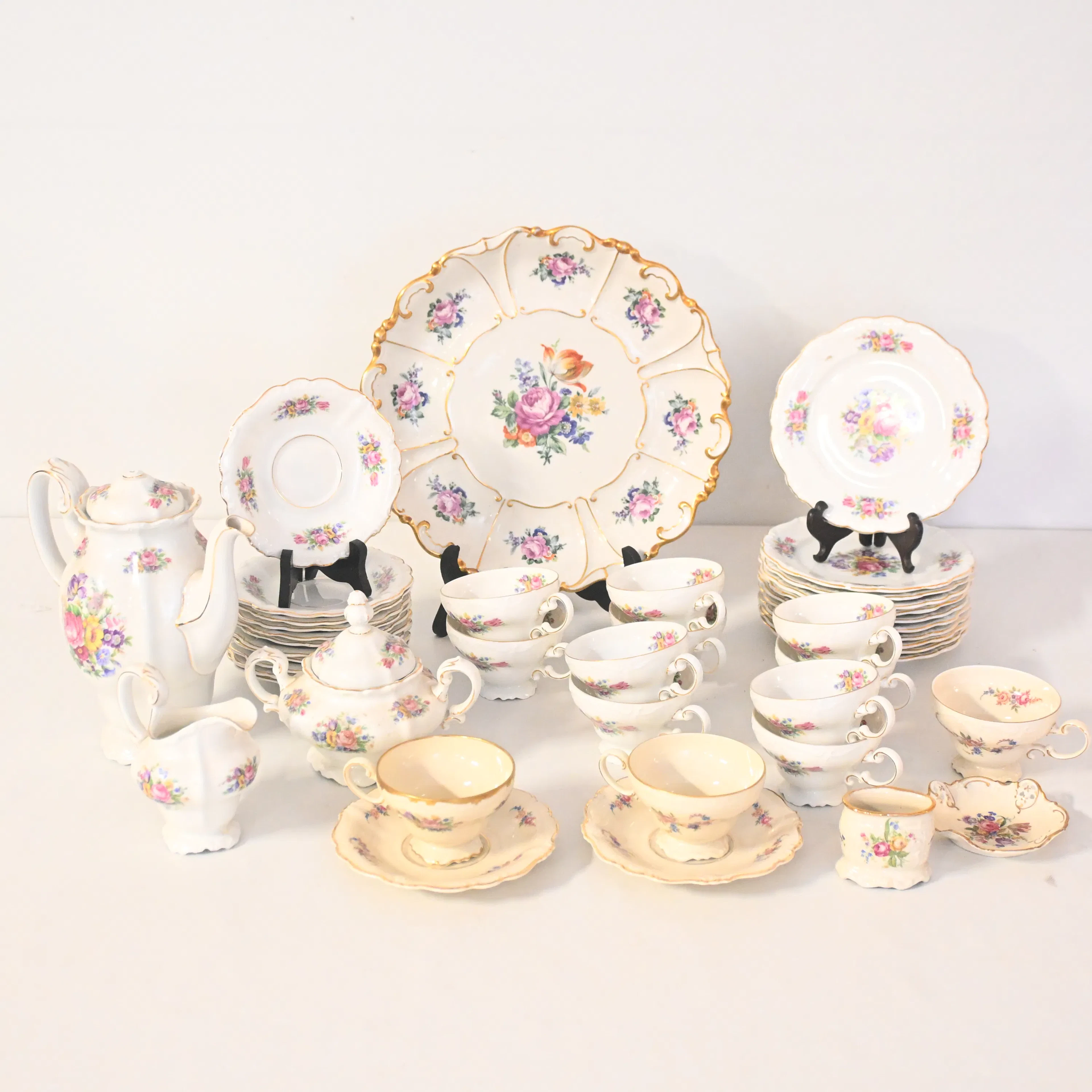 Kaffeservis, 43 delar, "Pompadour", porslin, Rosenthal, Tyskland.