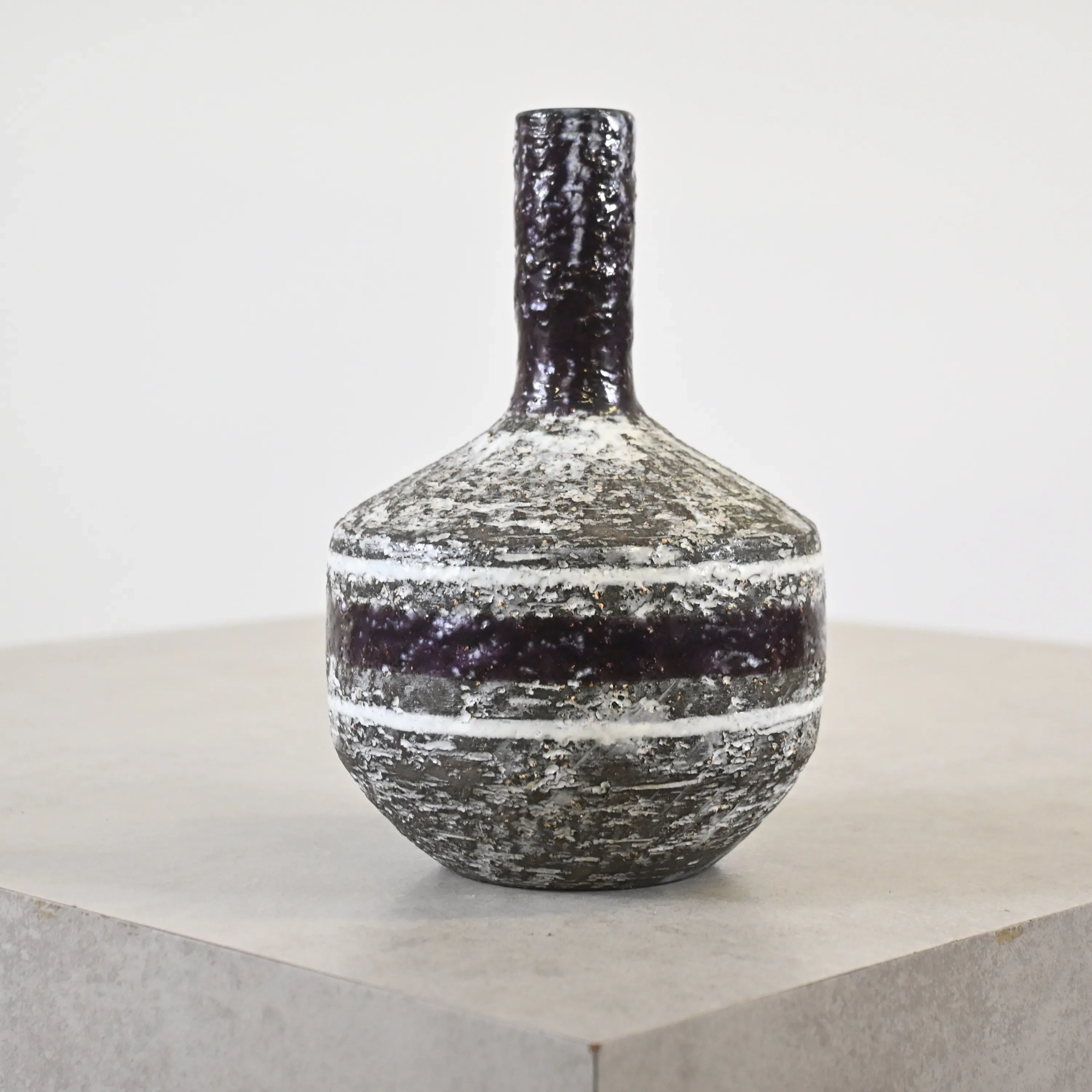 Ingrid Atterberg, vas, lergods, Upsala Ekeby, 1950-tal.