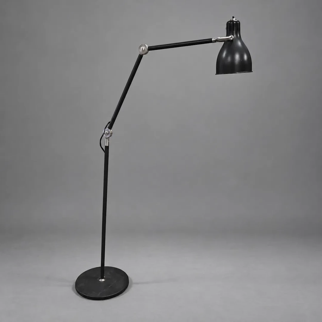 Golvlampa, lackerad metall, Ikea, samtida.