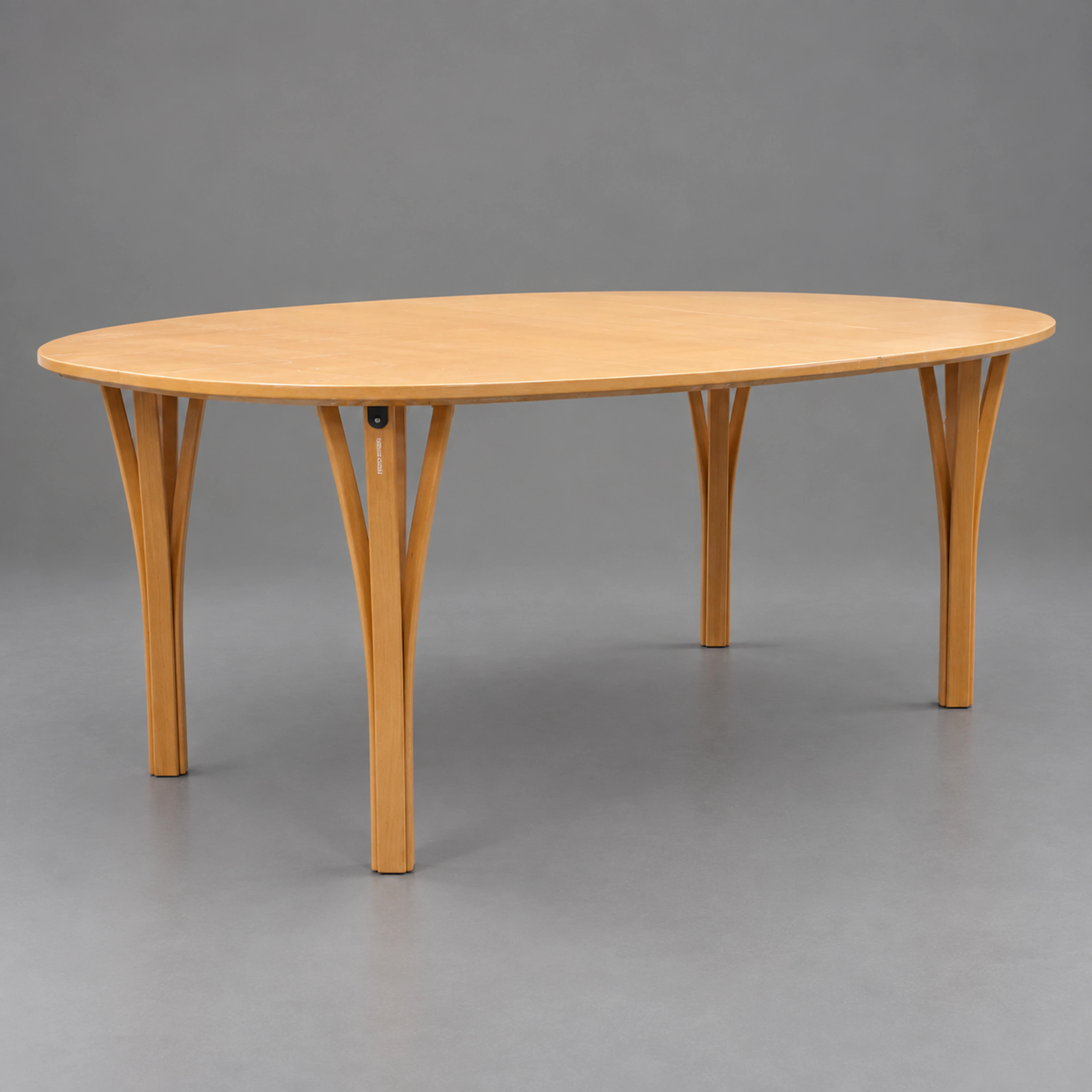 Bruno Mathsson & Piet Hein, soffbord, bok, Fritz Hansen.