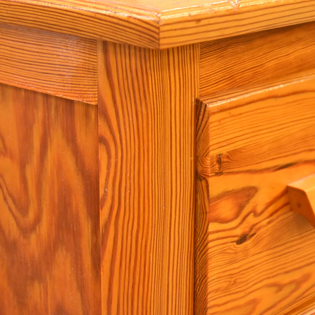 Byrå, furu, 1930/40-tal.