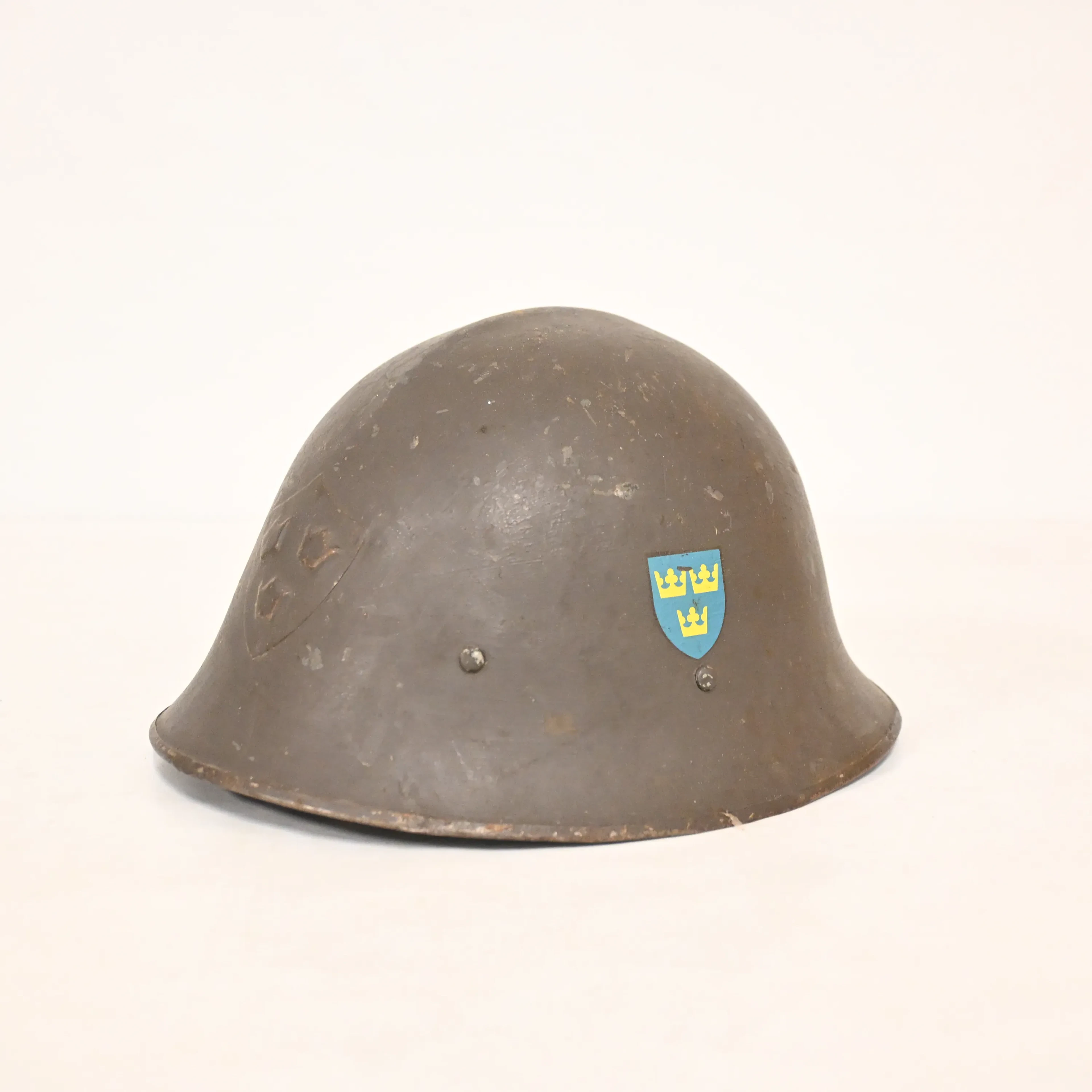 Militärhjälm, järn, m/21, 1900-talets första hälft.