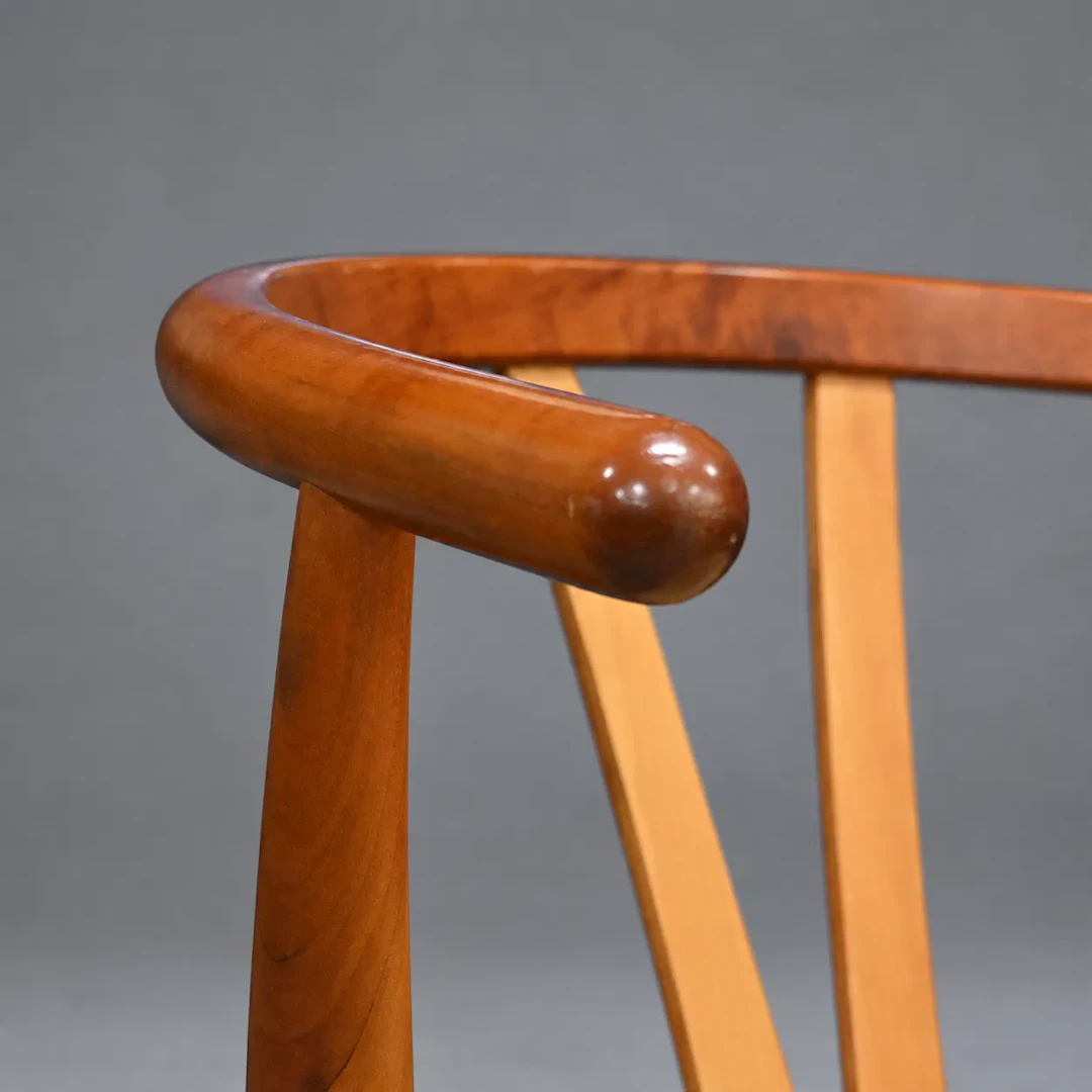 Hans J. Wegner, stolar, ett par, modell "CH-24", Carl Hansen & Son, Danmark.