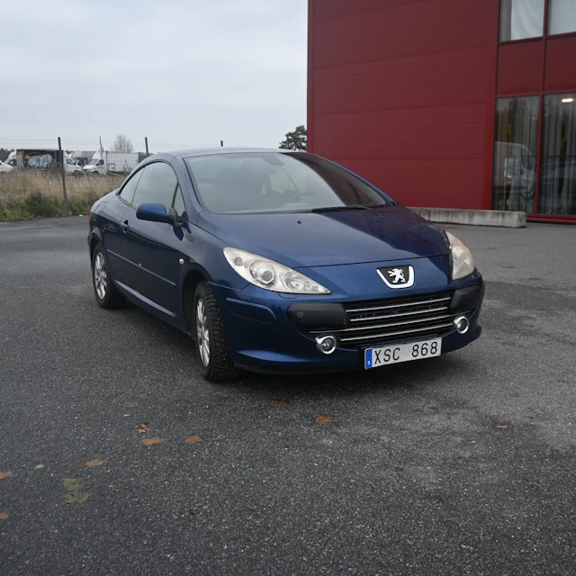 Peugeot 307 CC, coupé-cabriolet, 2006.