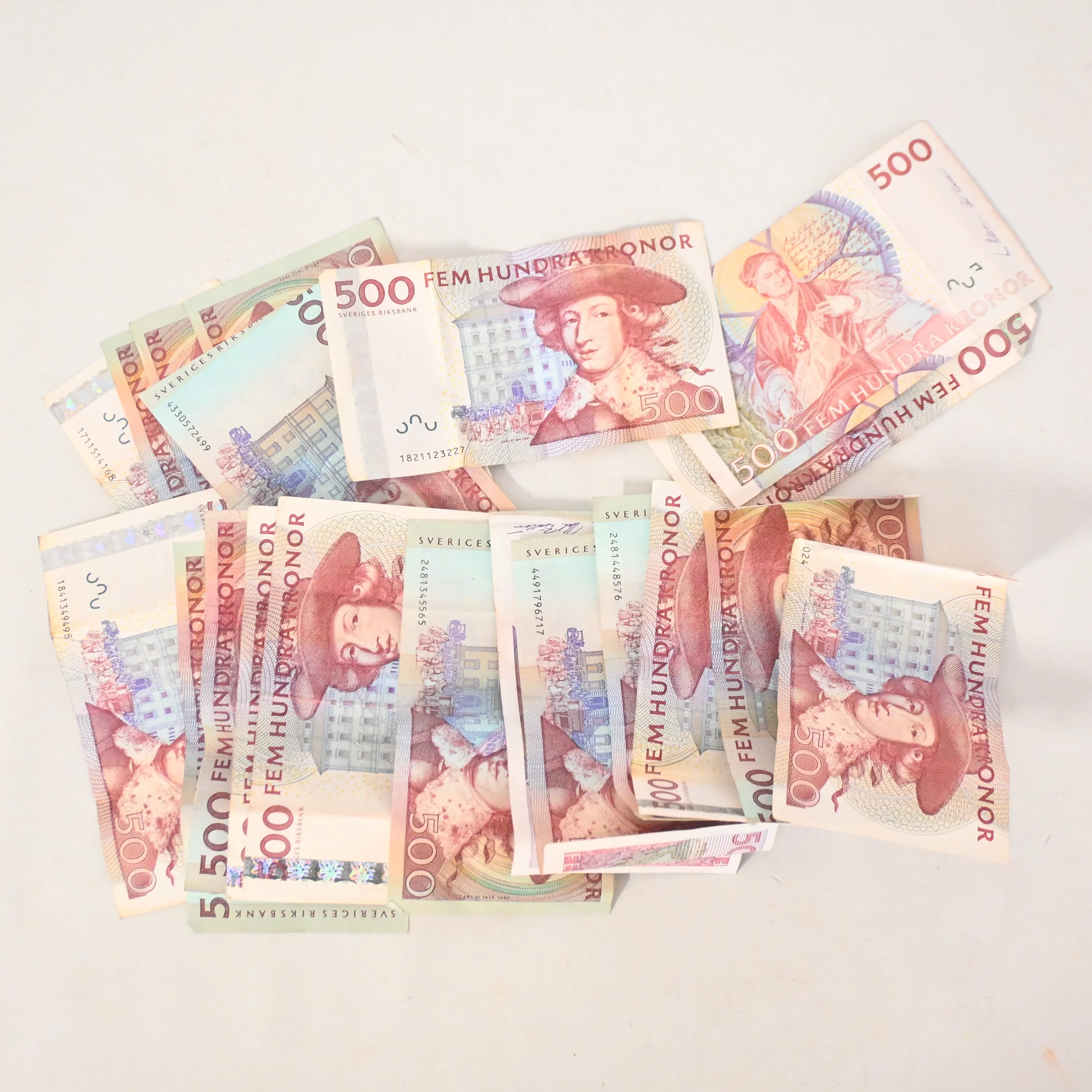 Sedlar, Sverige, nominellt värde 10 000kr.